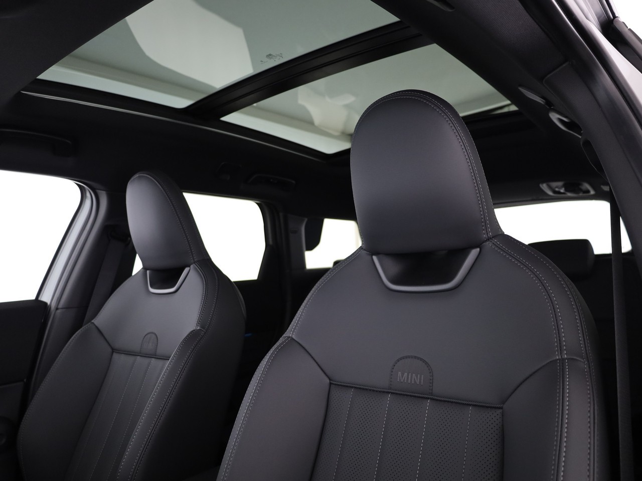 MINI Countryman John Cooper Works ALL4 Steptronic-image-29