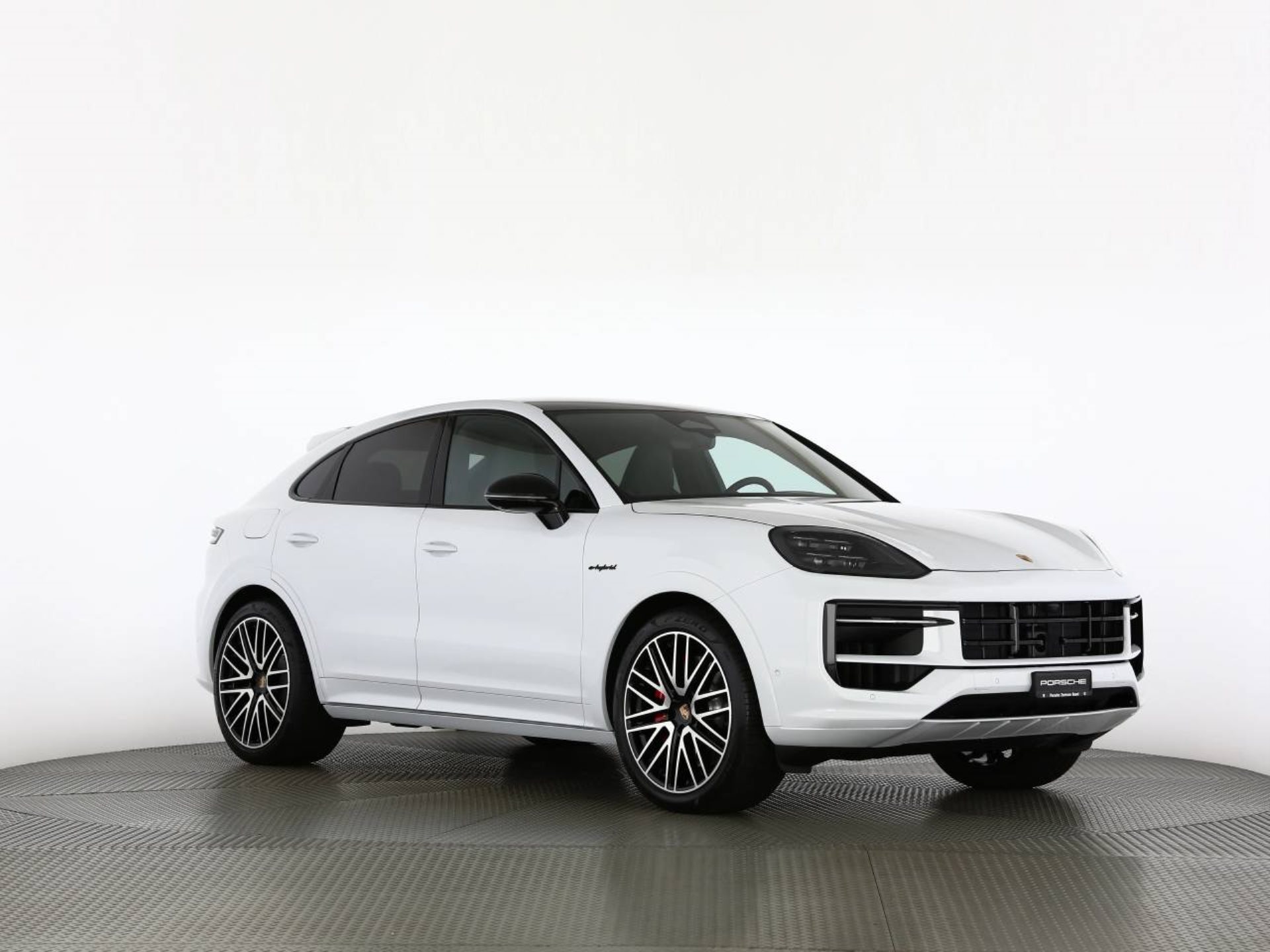 PORSCHE Cayenne S E-Hybrid Coupé Black Edition-image-27