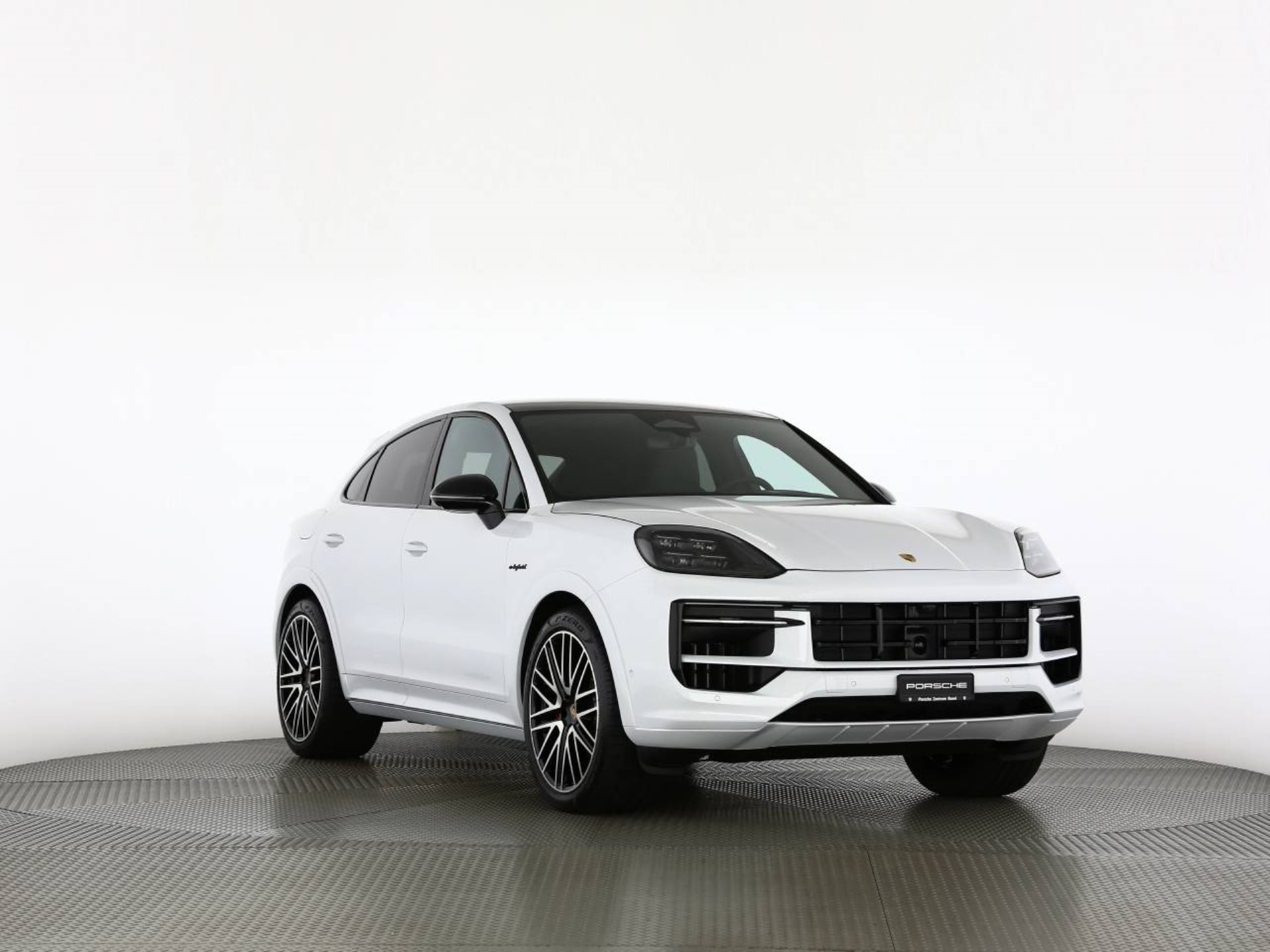 PORSCHE Cayenne S E-Hybrid Coupé Black Edition-image-28