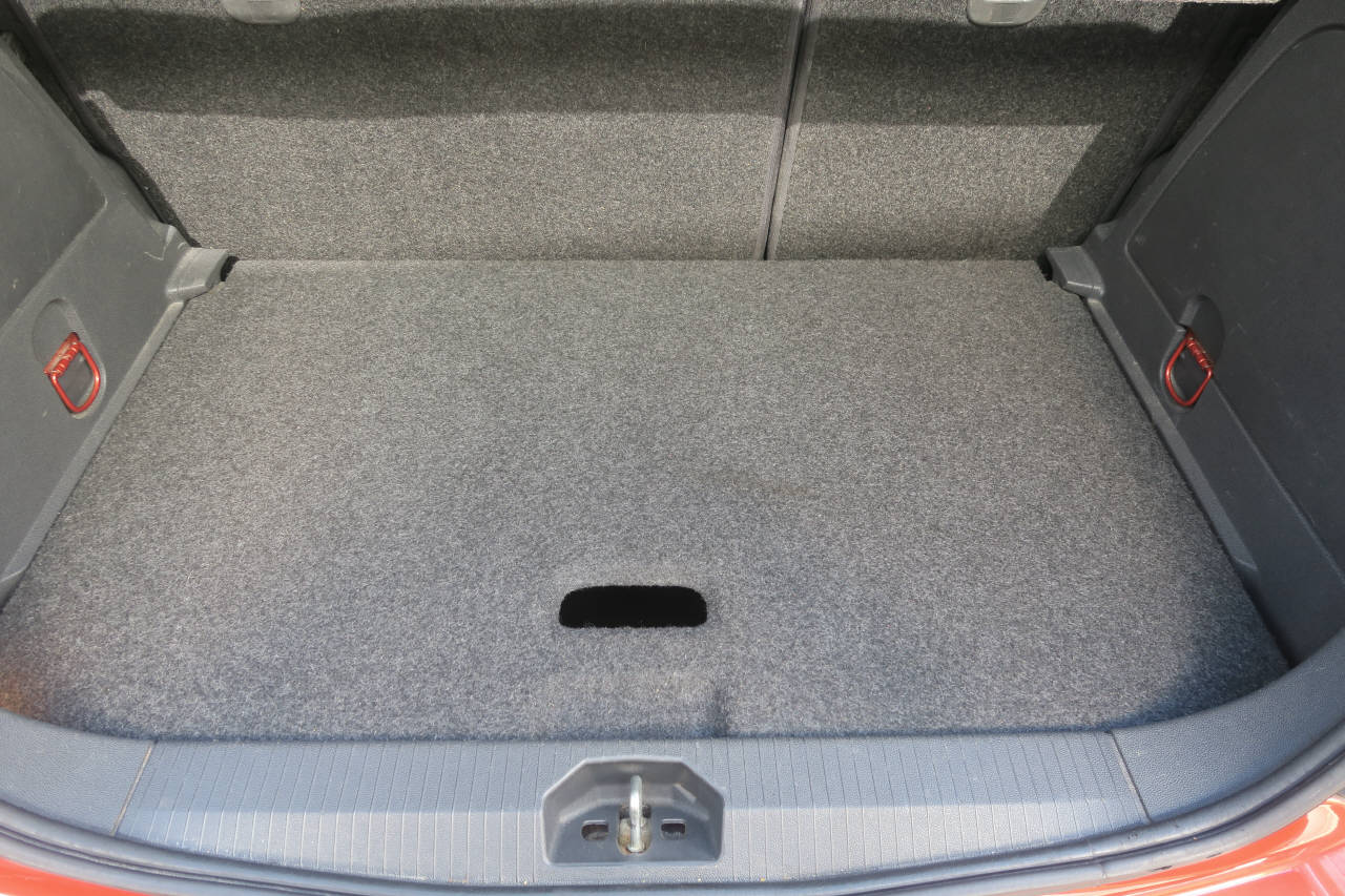 OPEL Corsa 1.4i 16V TP Color Edition-image-13