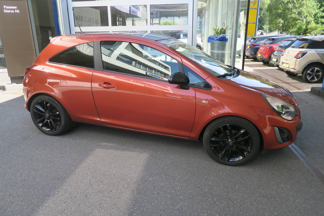 OPEL Corsa 1.4i 16V TP Color Edition-showroom-element-1