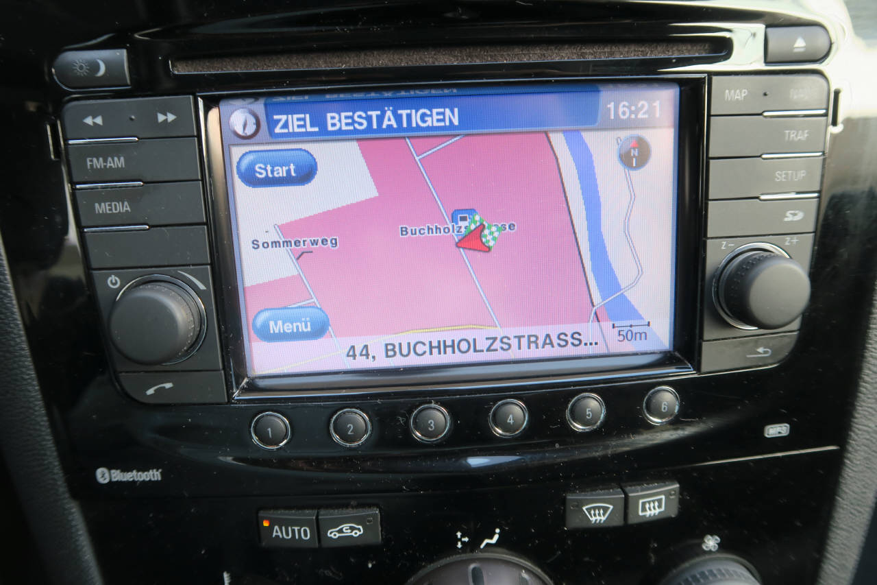 OPEL Corsa 1.4i 16V TP Color Edition-image-7