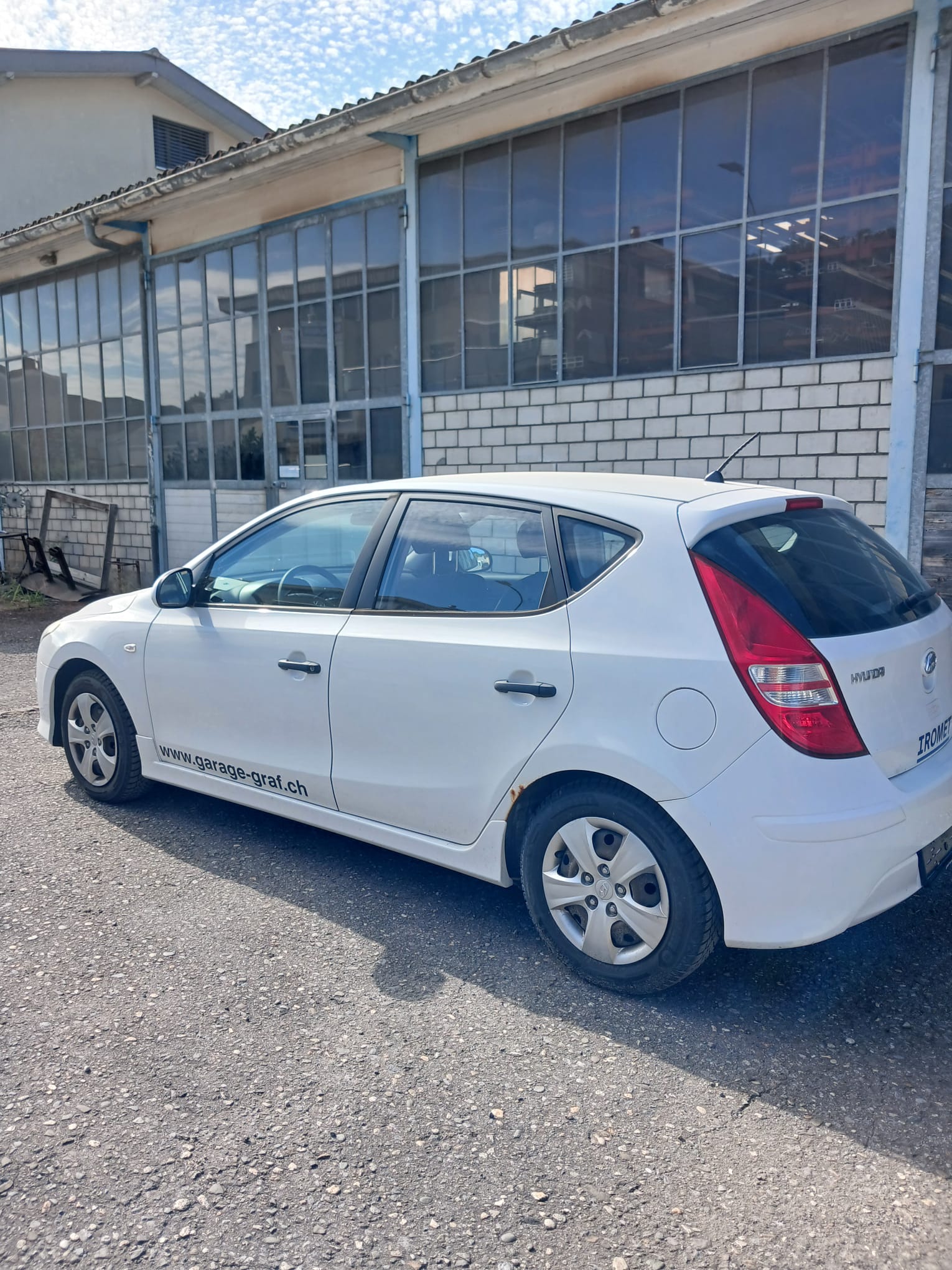 HYUNDAI i30 1.4 Comfort-image-4