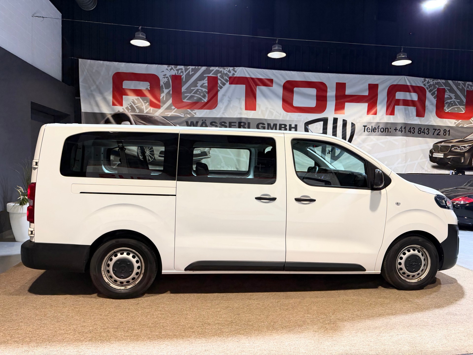 OPEL Vivaro Combi 1.5 CDTI Essentia s/s L-image-1