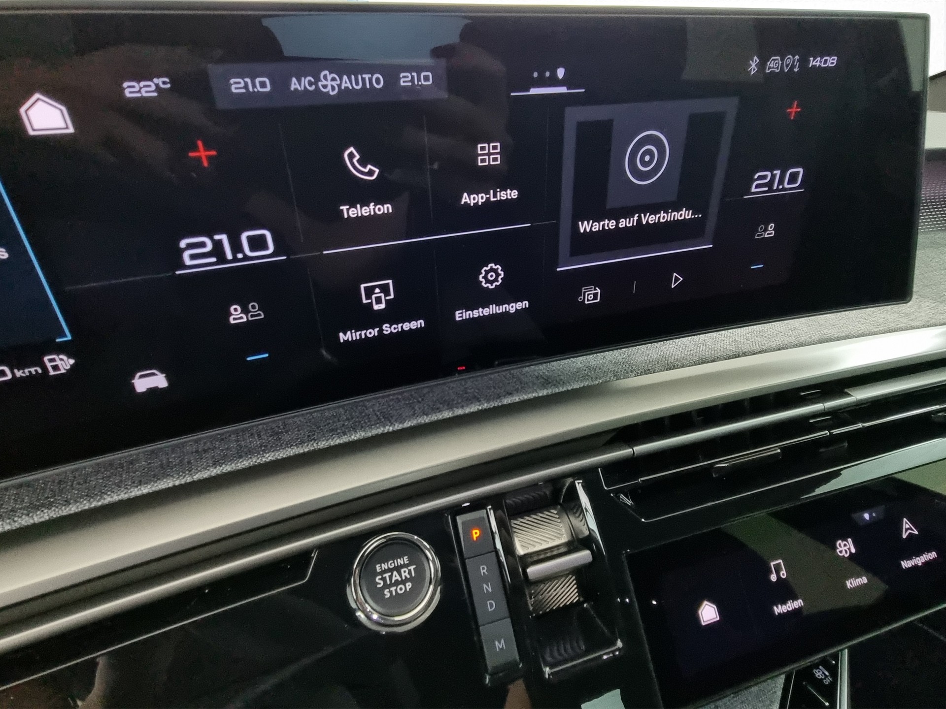 PEUGEOT 3008 145 Hybrid GT Automat-image-13
