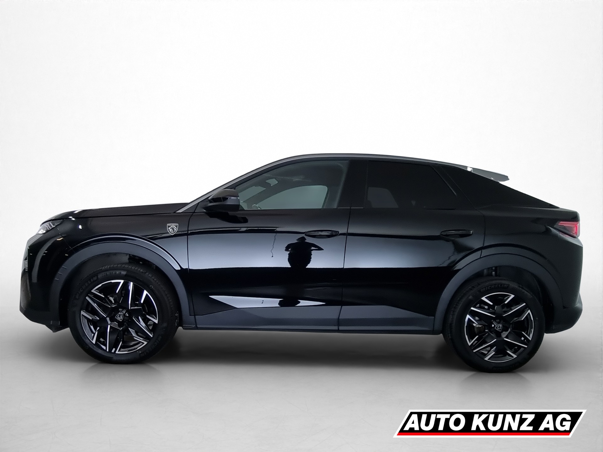 PEUGEOT 3008 145 Hybrid GT Automat-showroom-element-2
