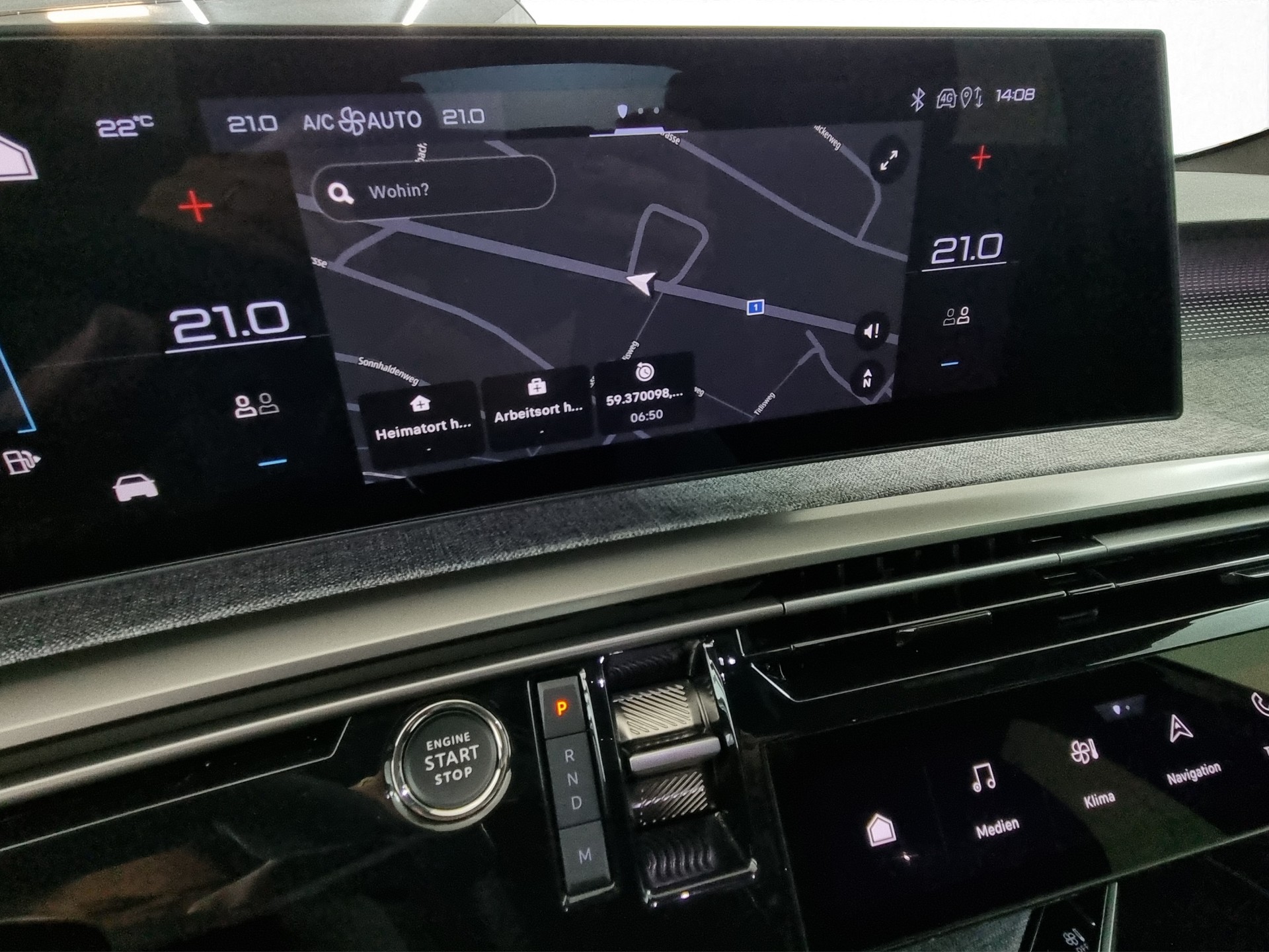 PEUGEOT 3008 145 Hybrid GT Automat-image-14