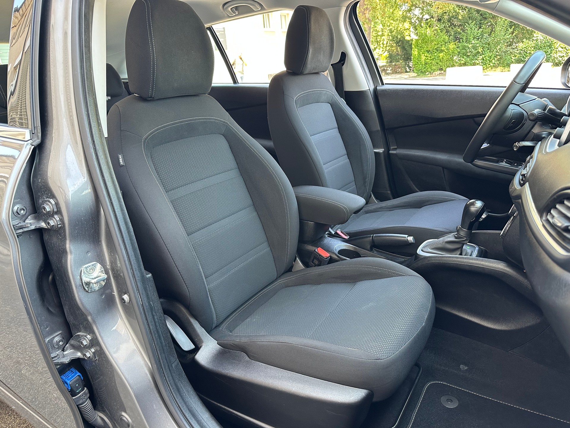 FIAT Tipo 1.6MJ Station Wagon Lounge DCT-image-14