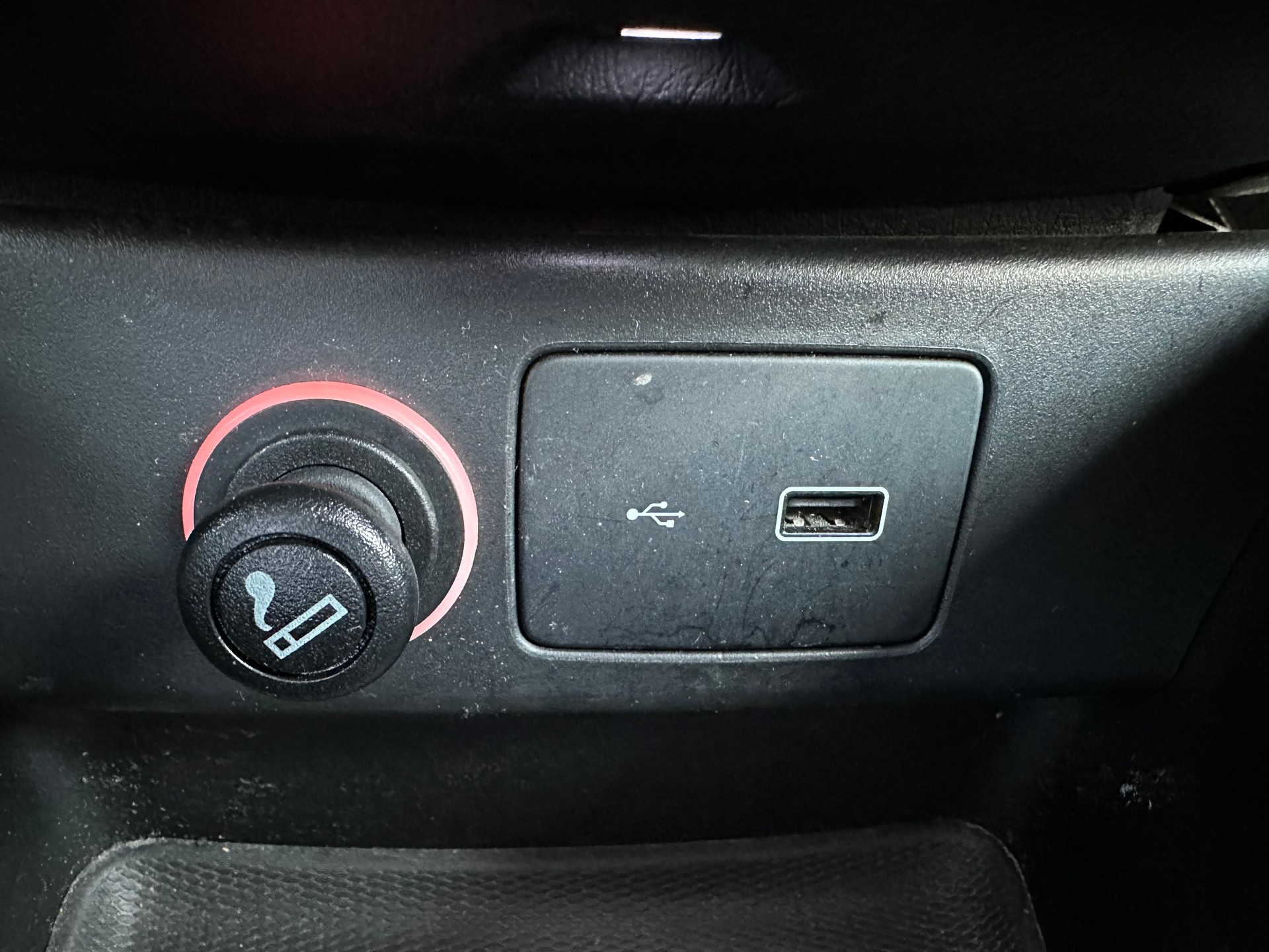 FIAT Tipo 1.6MJ Station Wagon Lounge DCT-image-27