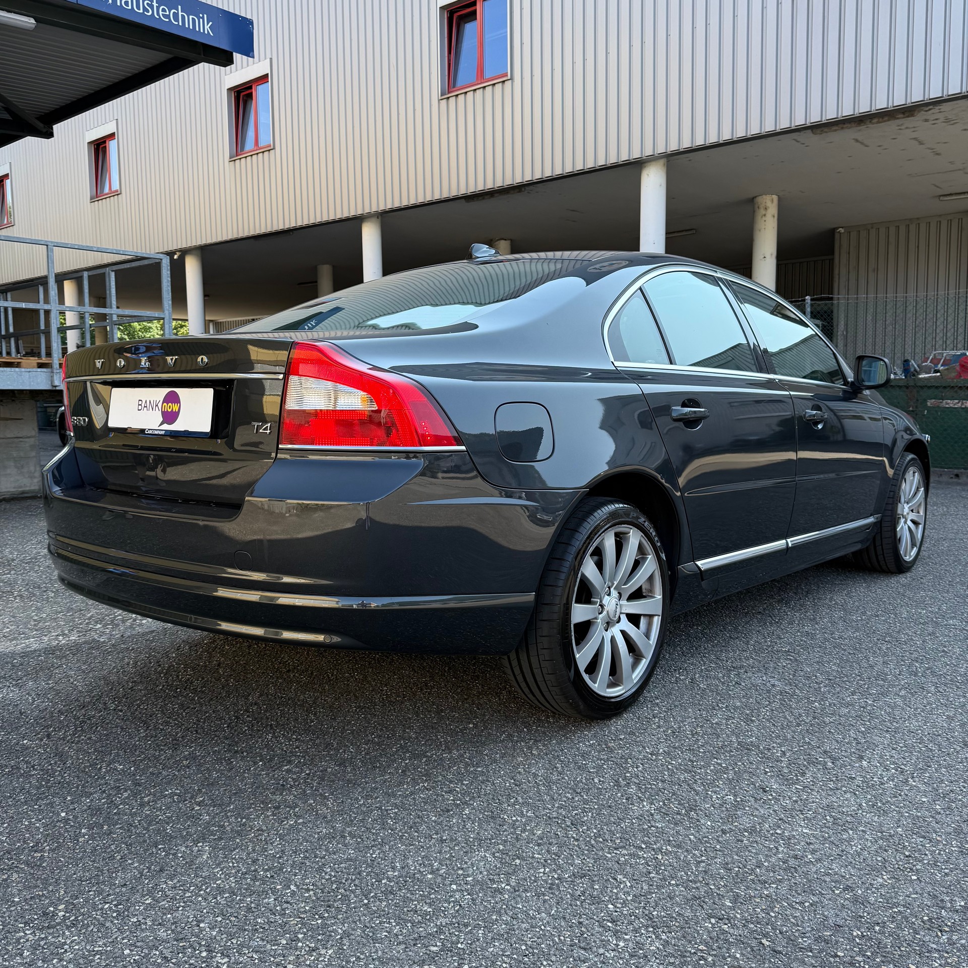 VOLVO S80 T4 Summum Powershift Swiss-image-3