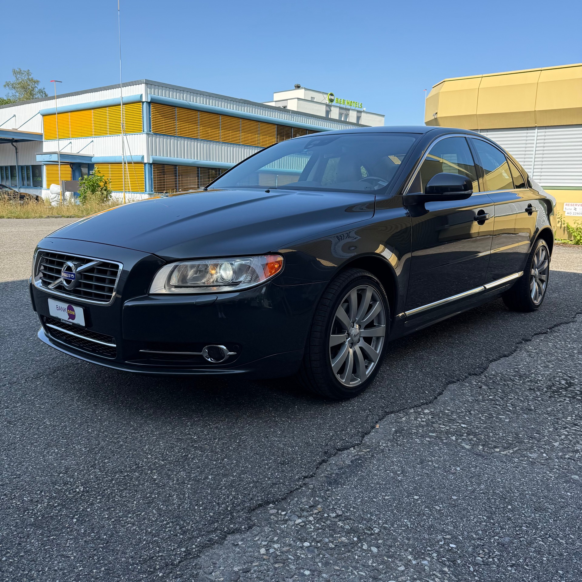 VOLVO S80 T4 Summum Powershift Swiss-image-2