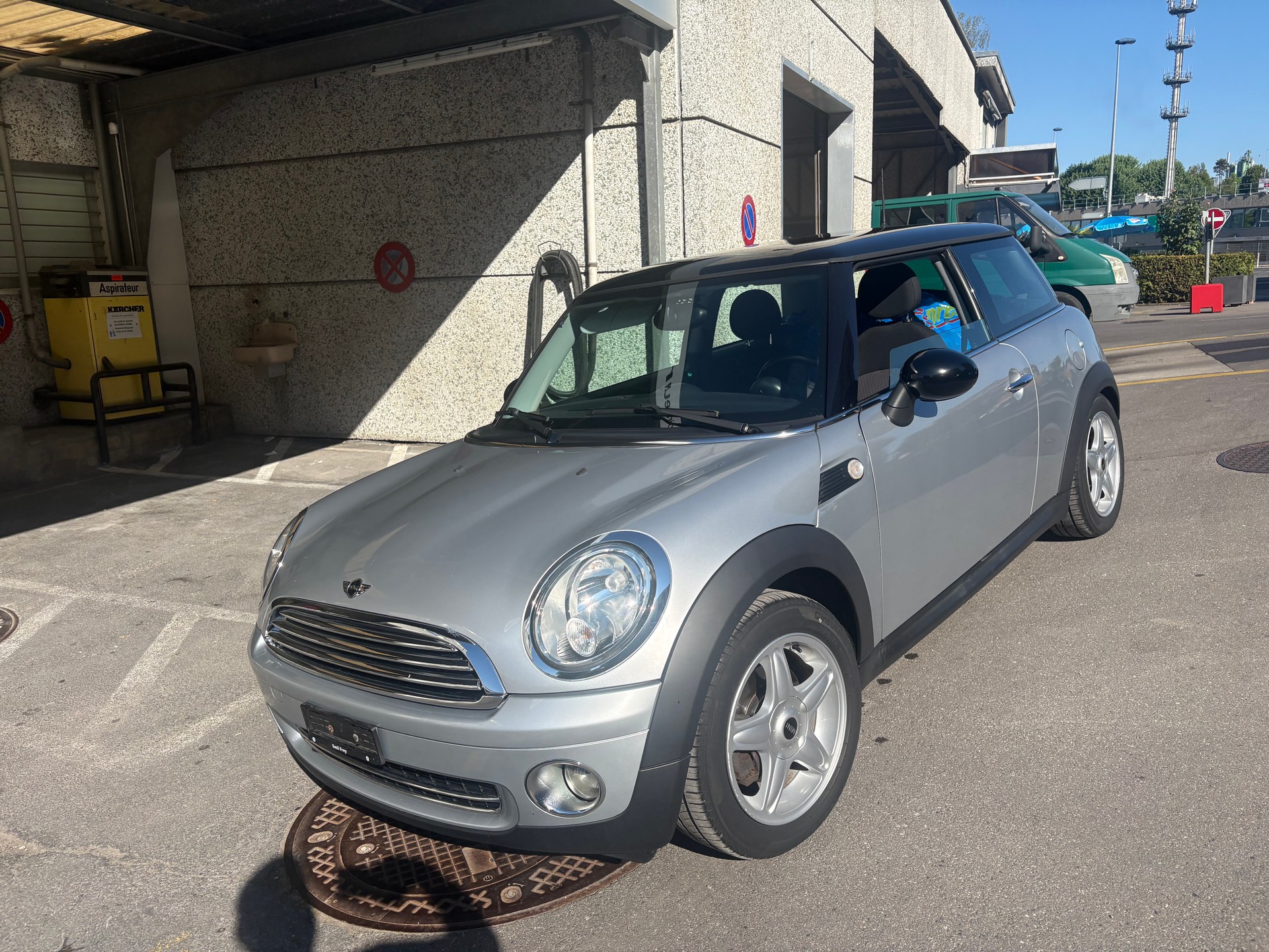 MINI Cooper-image-9