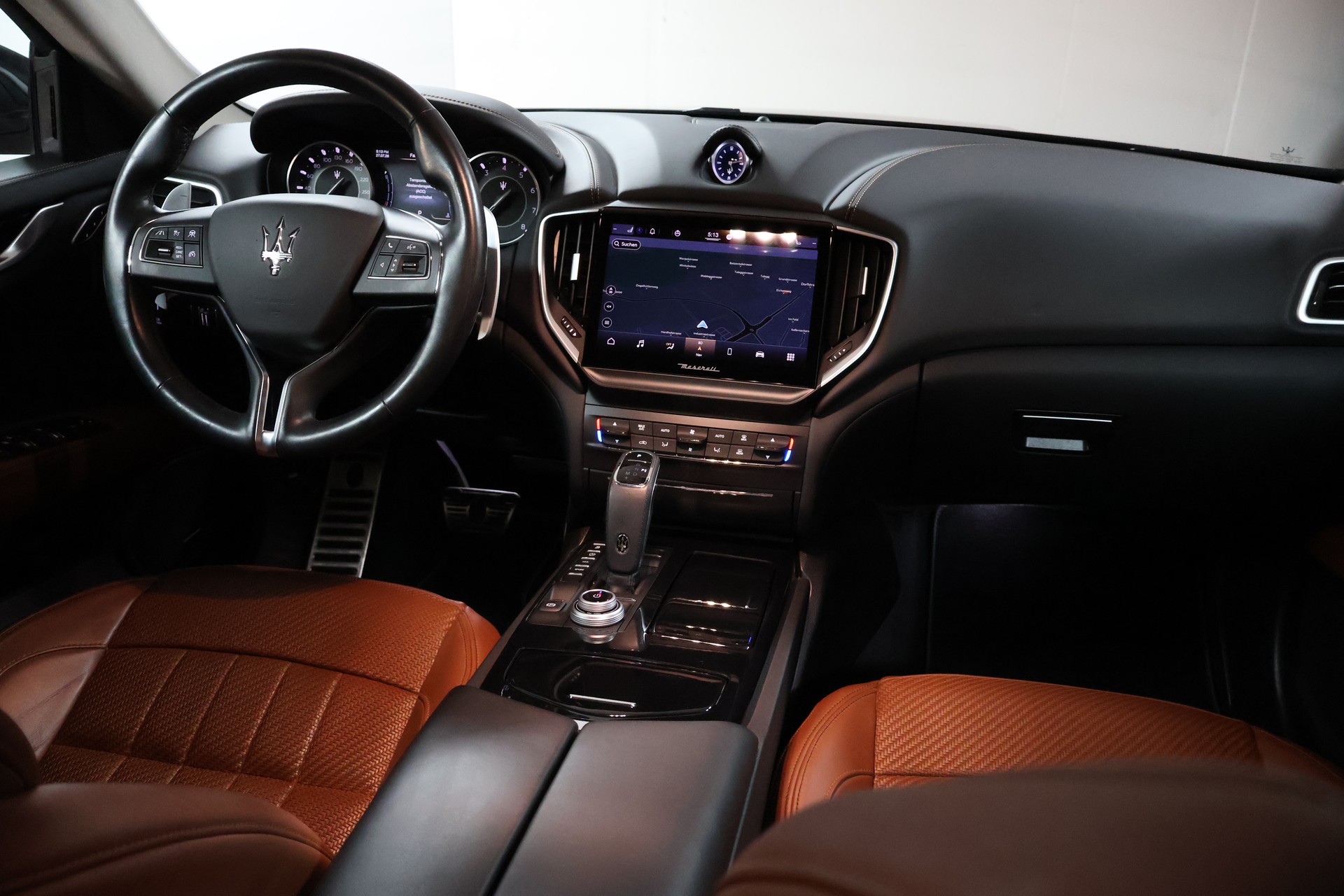 MASERATI Ghibli 2.0 Hybrid GranLusso Automatica-image-15