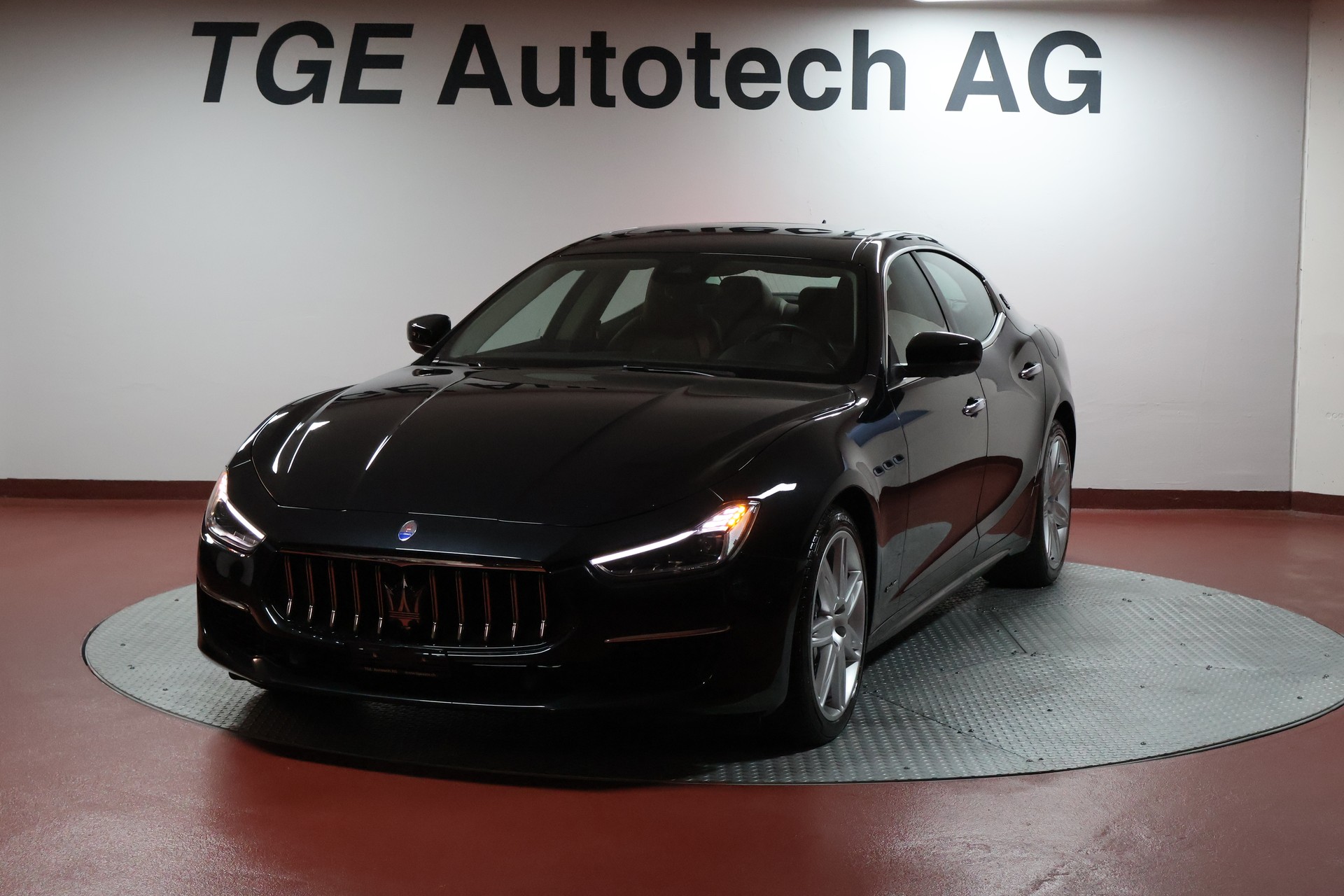 MASERATI Ghibli 2.0 Hybrid GranLusso Automatica-image-0