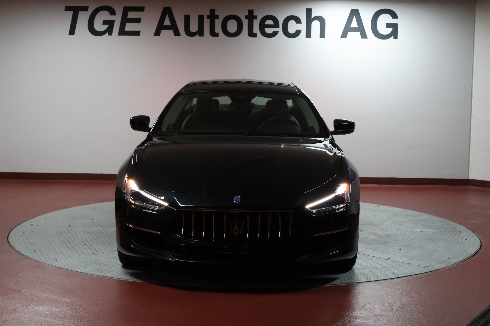 MASERATI Ghibli 2.0 Hybrid GranLusso Automatica-image-1