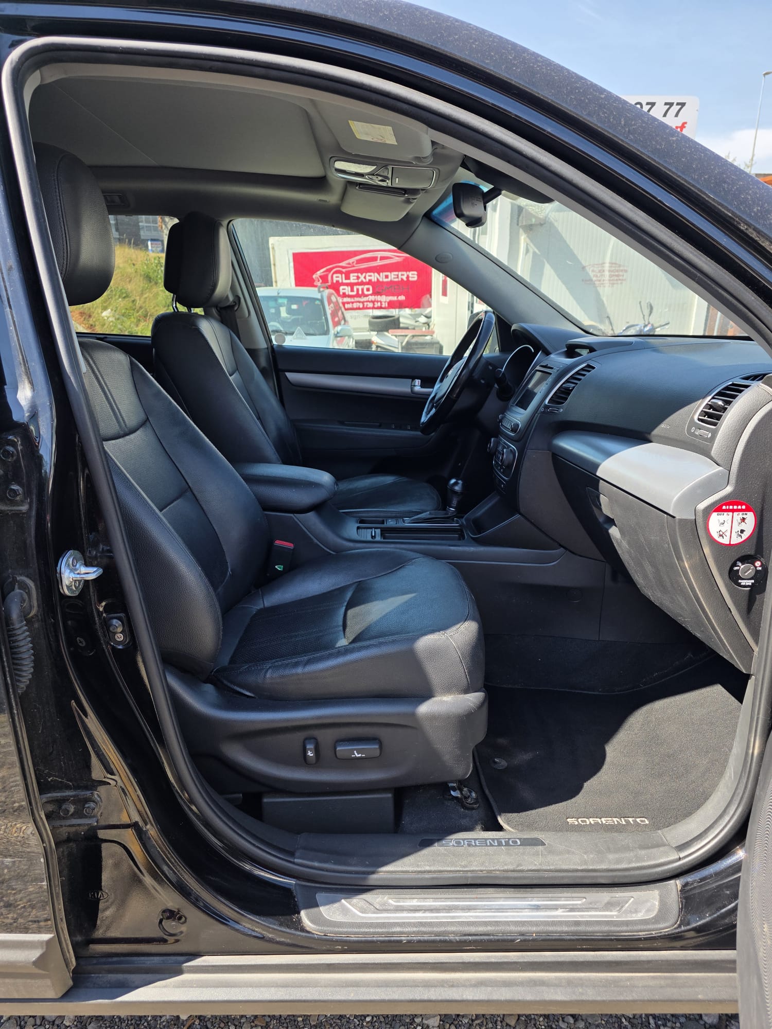 KIA Sorento 2.2 CRDI Style Automatic-image-6