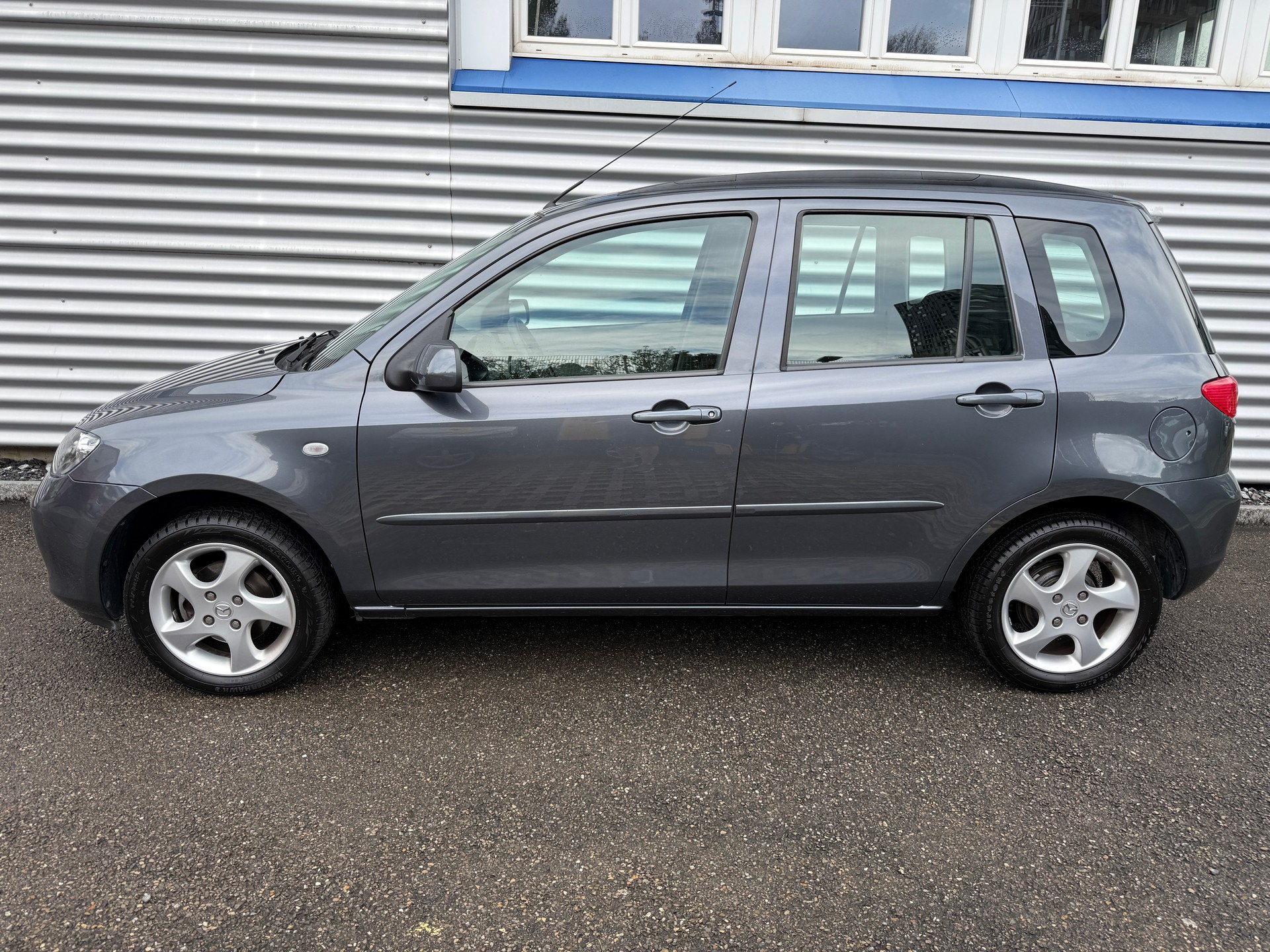 MAZDA 2 1.4i 16V Exclusive-image-2