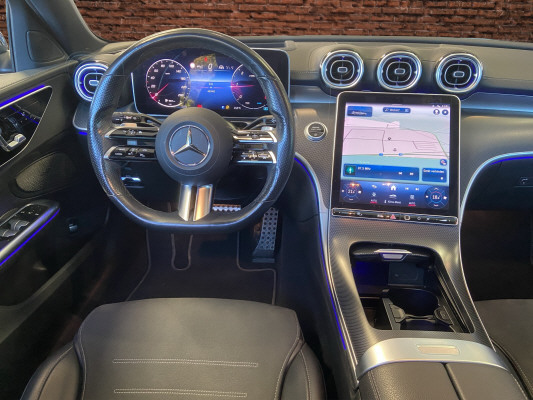 MERCEDES-BENZ C 220 d T 4M AMG Line-image-9