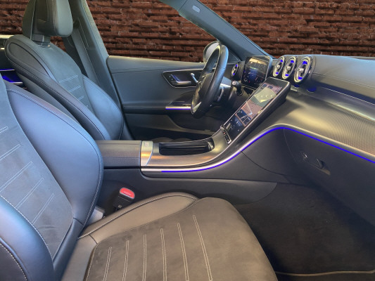 MERCEDES-BENZ C 220 d T 4M AMG Line-image-11