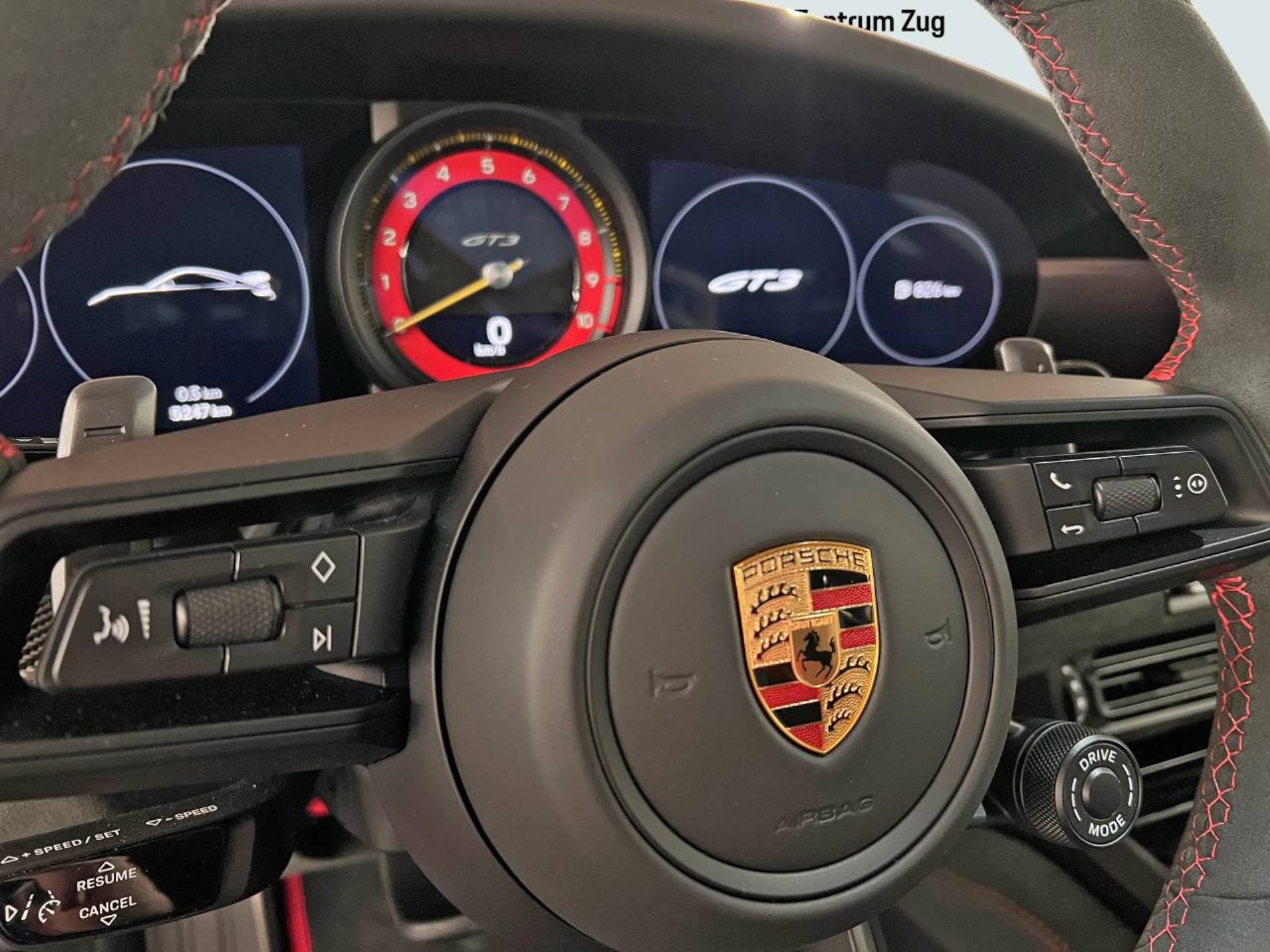 PORSCHE 911 GT3-image-15