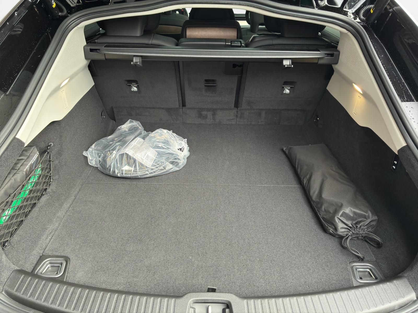 VOLVO ES90 Ultra-image-14