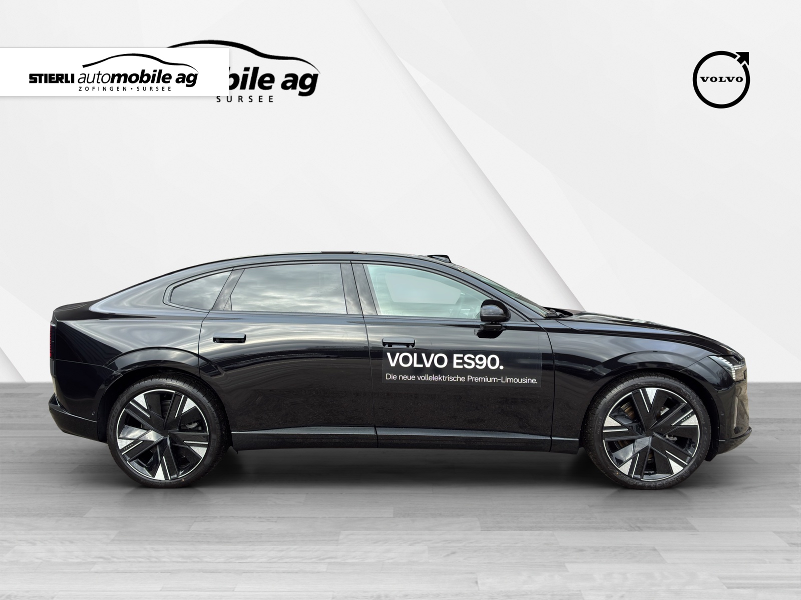 VOLVO ES90 Ultra-showroom-element-3