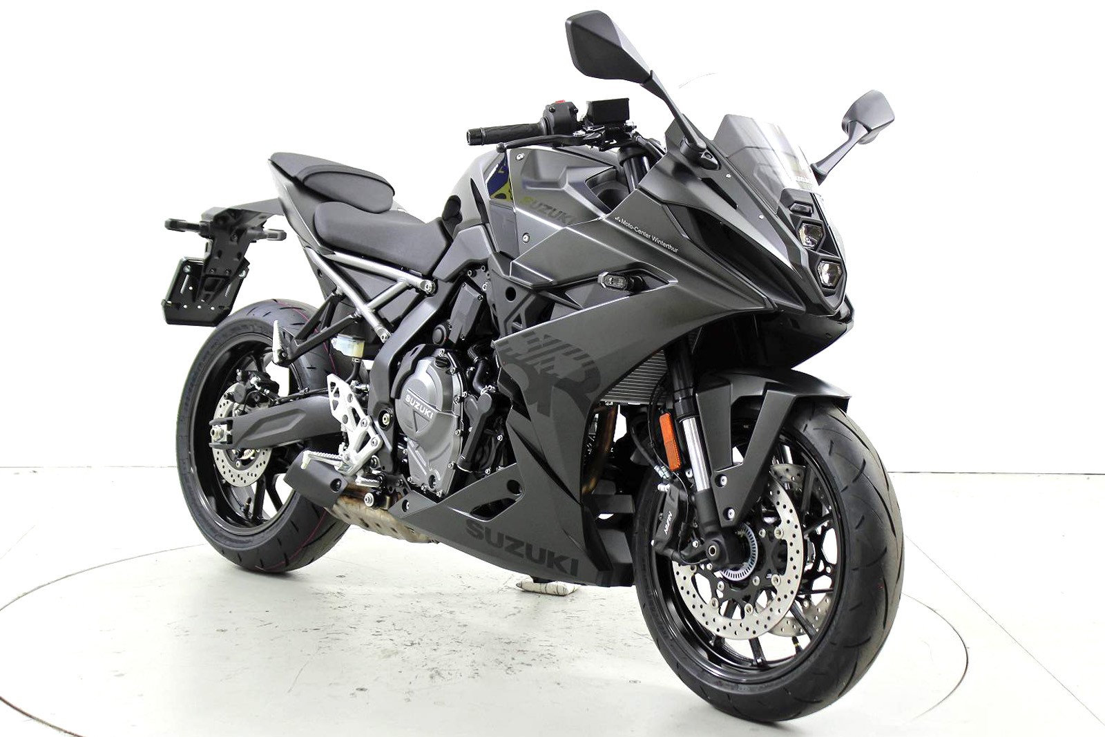 SUZUKI GSX-R 8-showroom-element-1