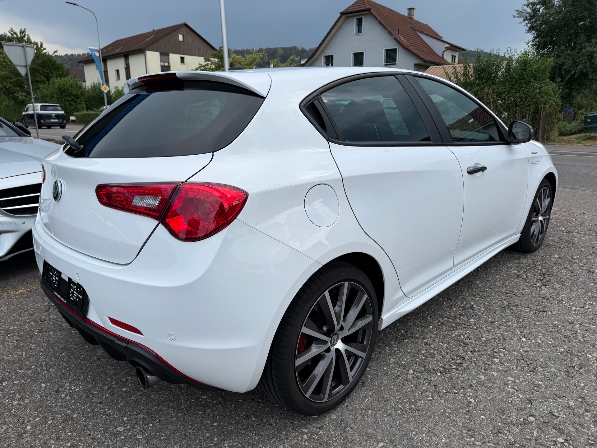 ALFA ROMEO Giulietta 1750 TBi Veloce TCT-image-5