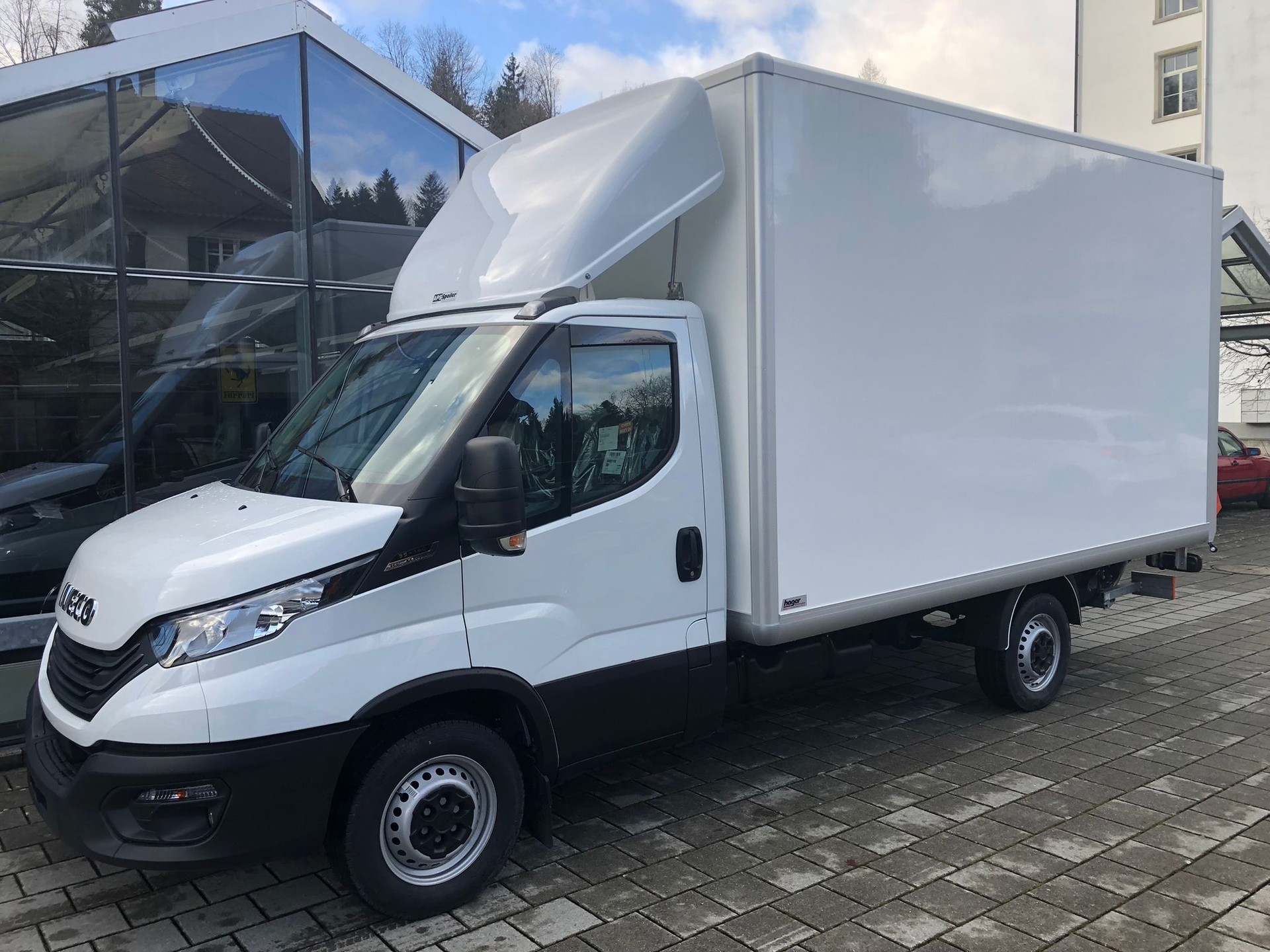 IVECO 35 S 16 H 3.0 A8 Kasten Hebebühne-image-1