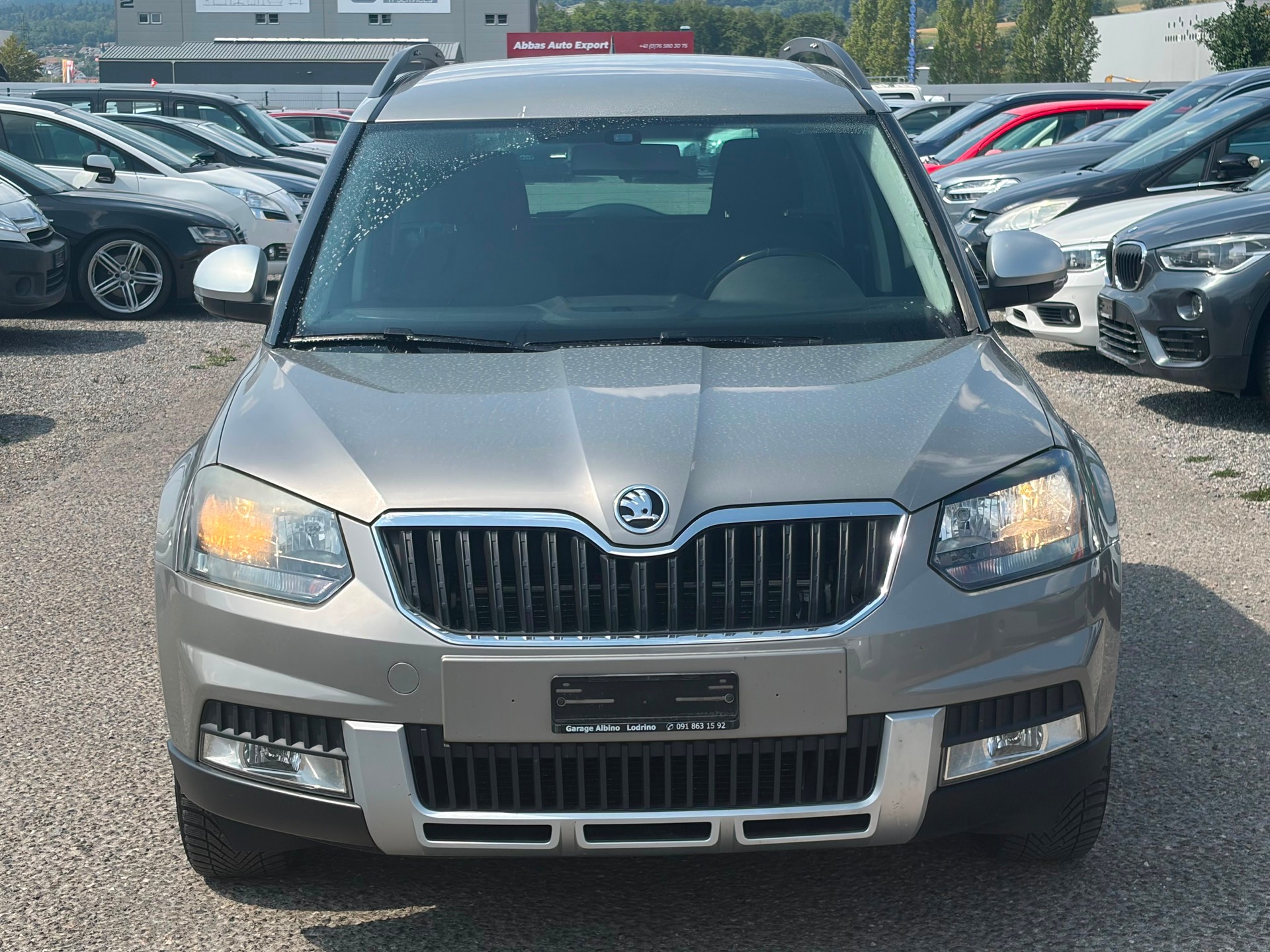 SKODA Yeti 2.0 TDI Active 4x4 DSG-image-2