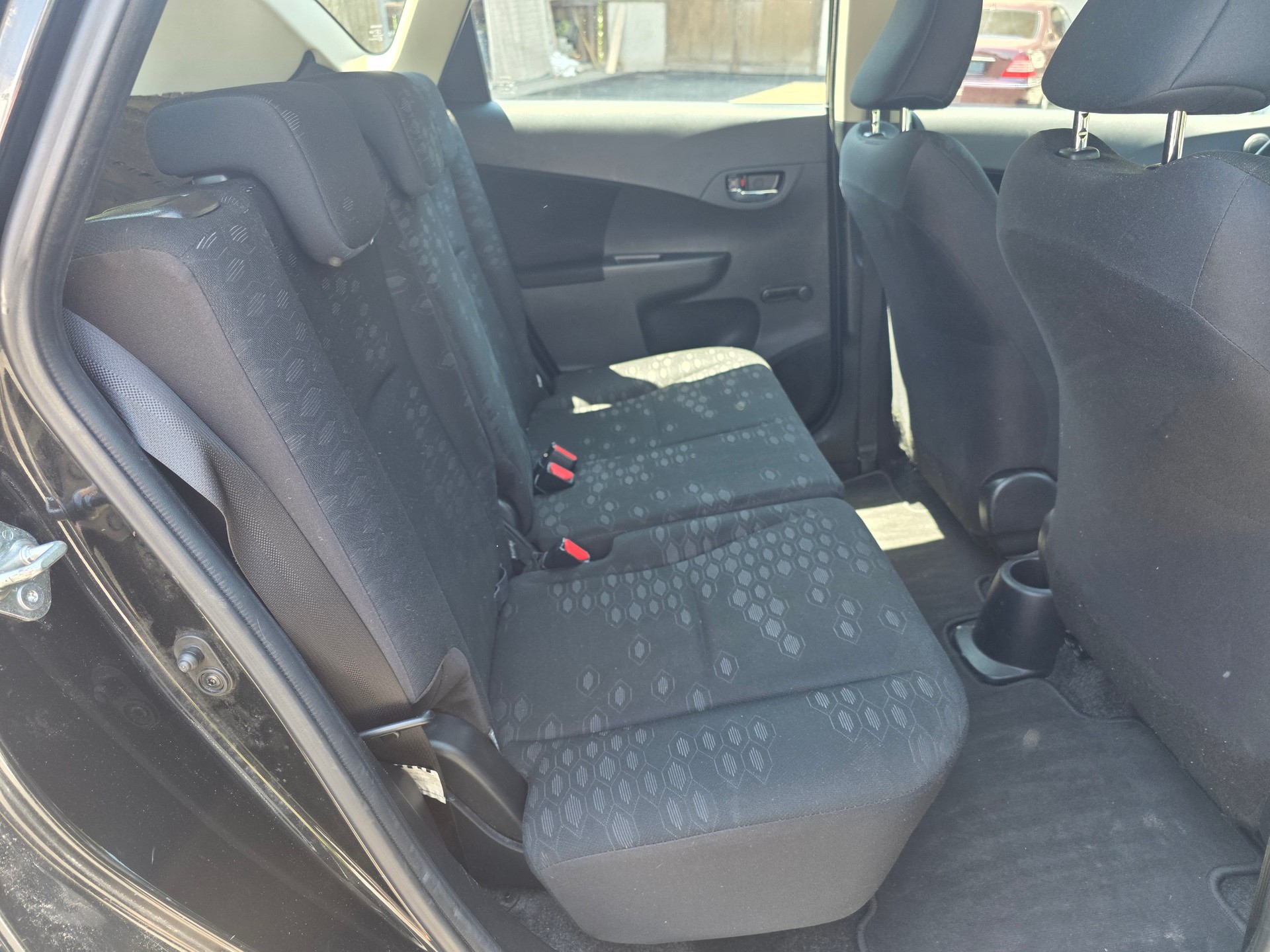 SUBARU Trezia 1.4D Swiss Luxury Automatic-image-10