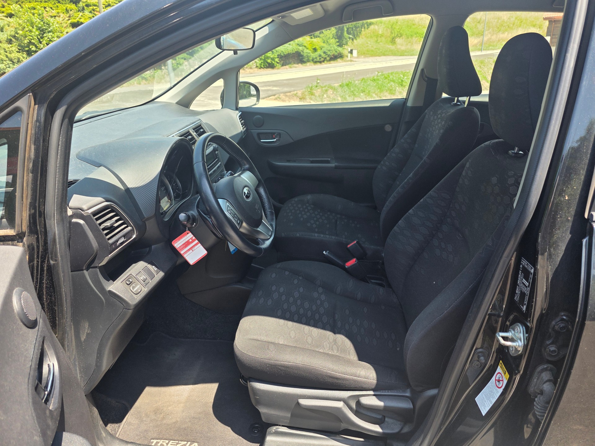 SUBARU Trezia 1.4D Swiss Luxury Automatic-image-8