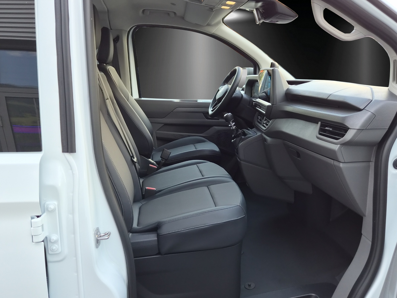 VW Transporter 2.0 TDI-image-8