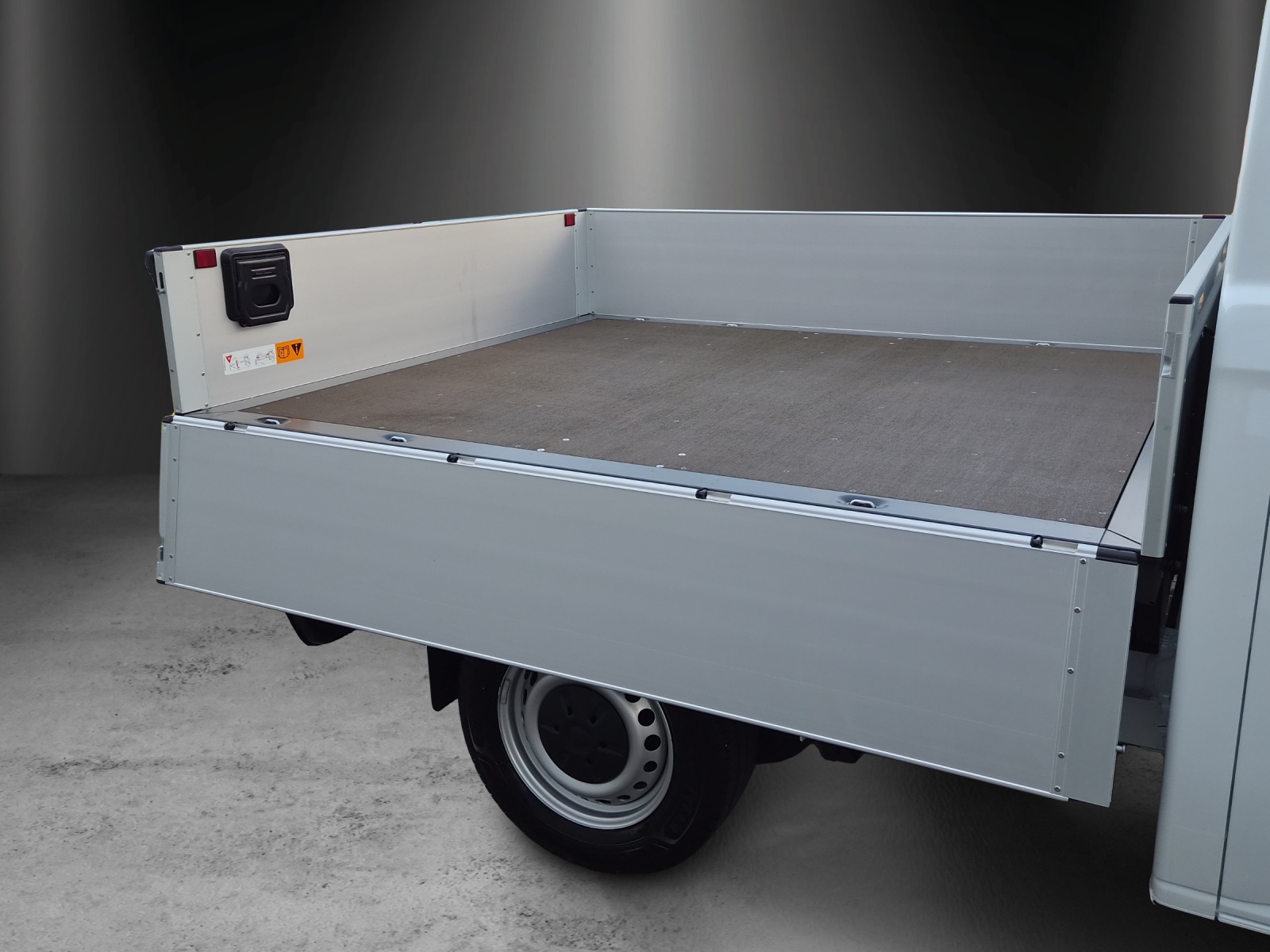 VW Transporter 2.0 TDI-image-15