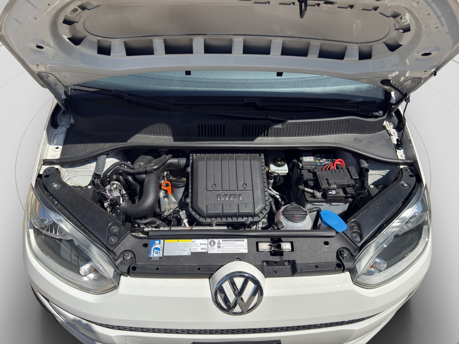 VW Up 1.0 BMT EcoFuel high up-image-11