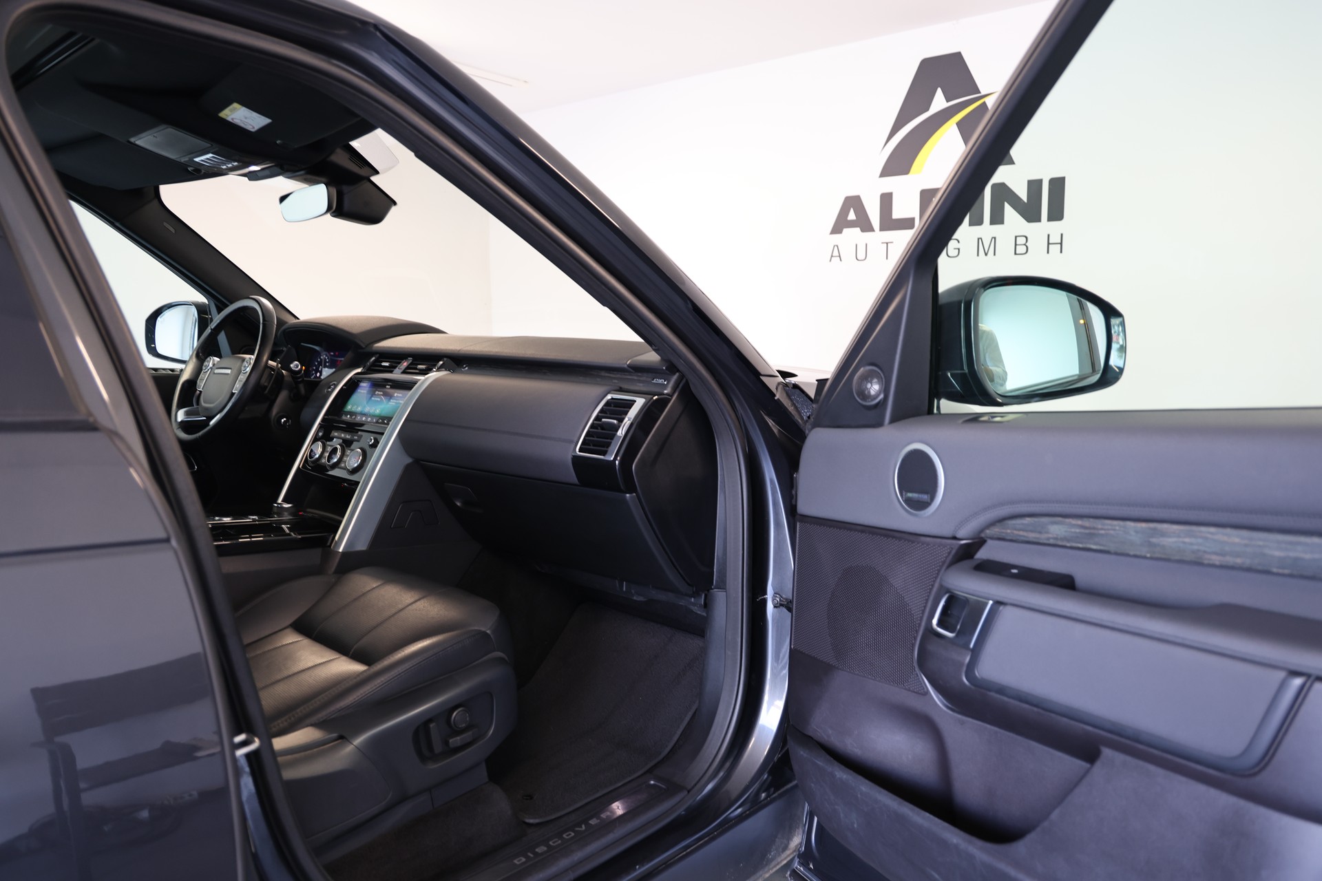 LAND ROVER Discovery 3.0 Si6 HSE 7-Sitzer-image-10