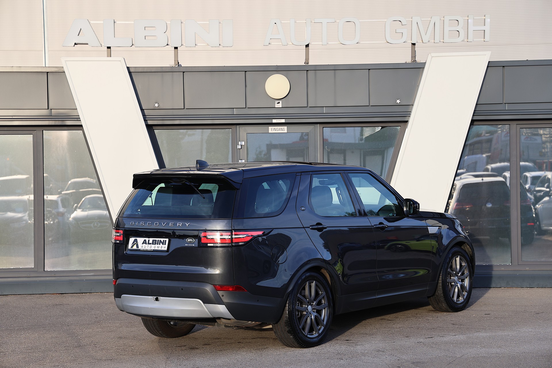 LAND ROVER Discovery 3.0 Si6 HSE 7-Sitzer-showroom-element-2