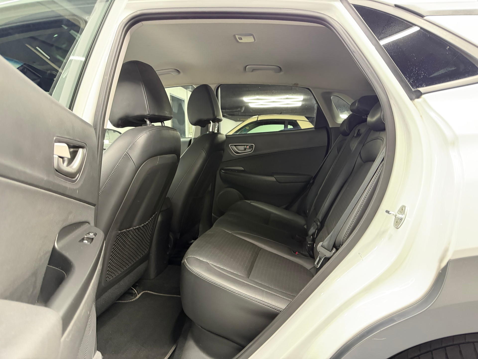HYUNDAI Kona EV Bluelink Edition-image-13