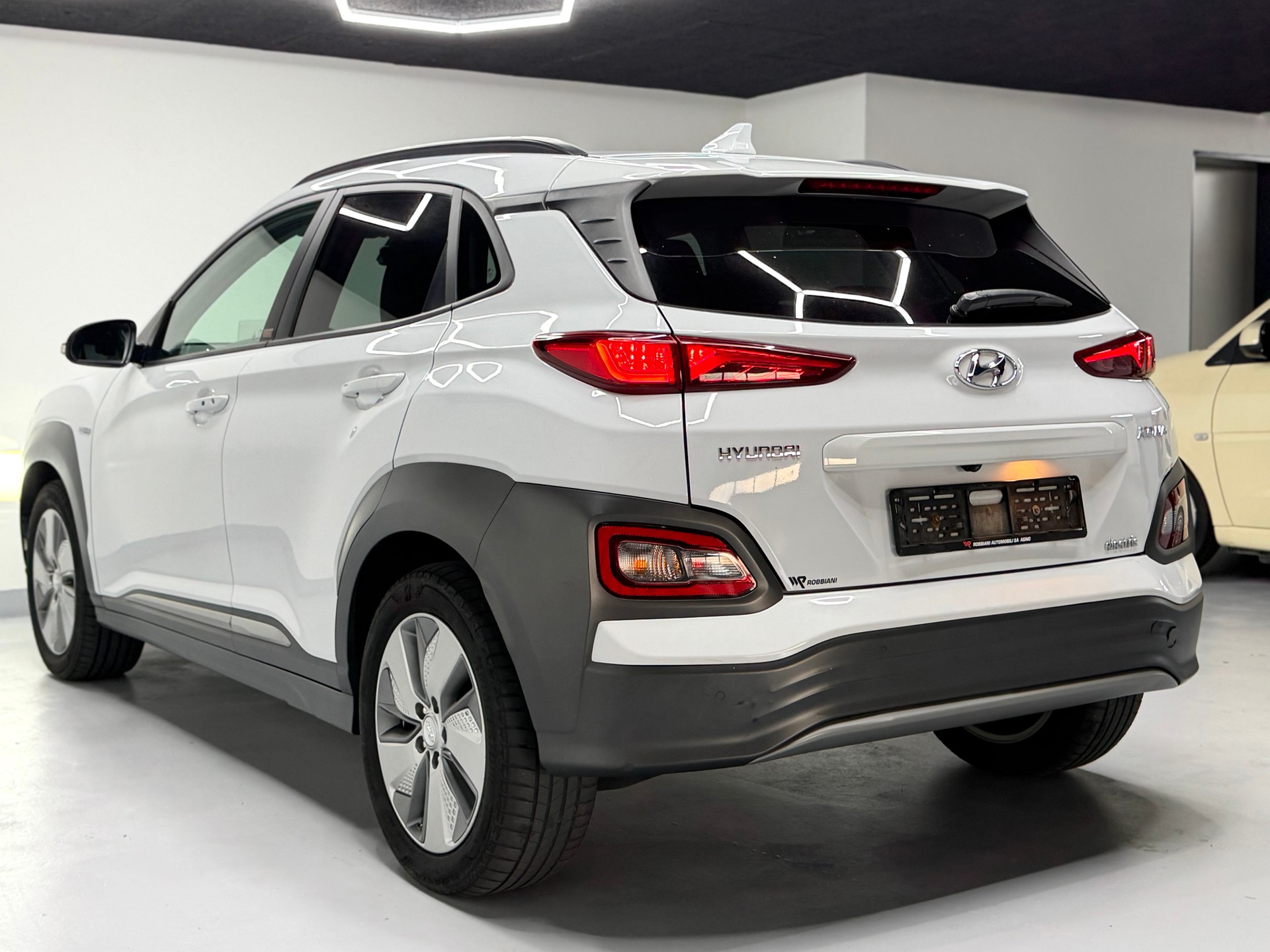 HYUNDAI Kona EV Bluelink Edition-image-5