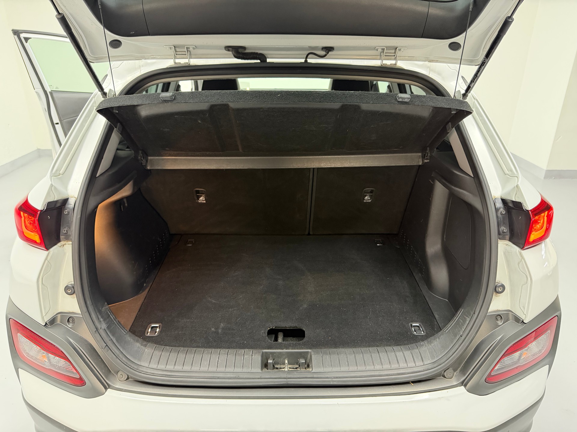 HYUNDAI Kona EV Bluelink Edition-image-12