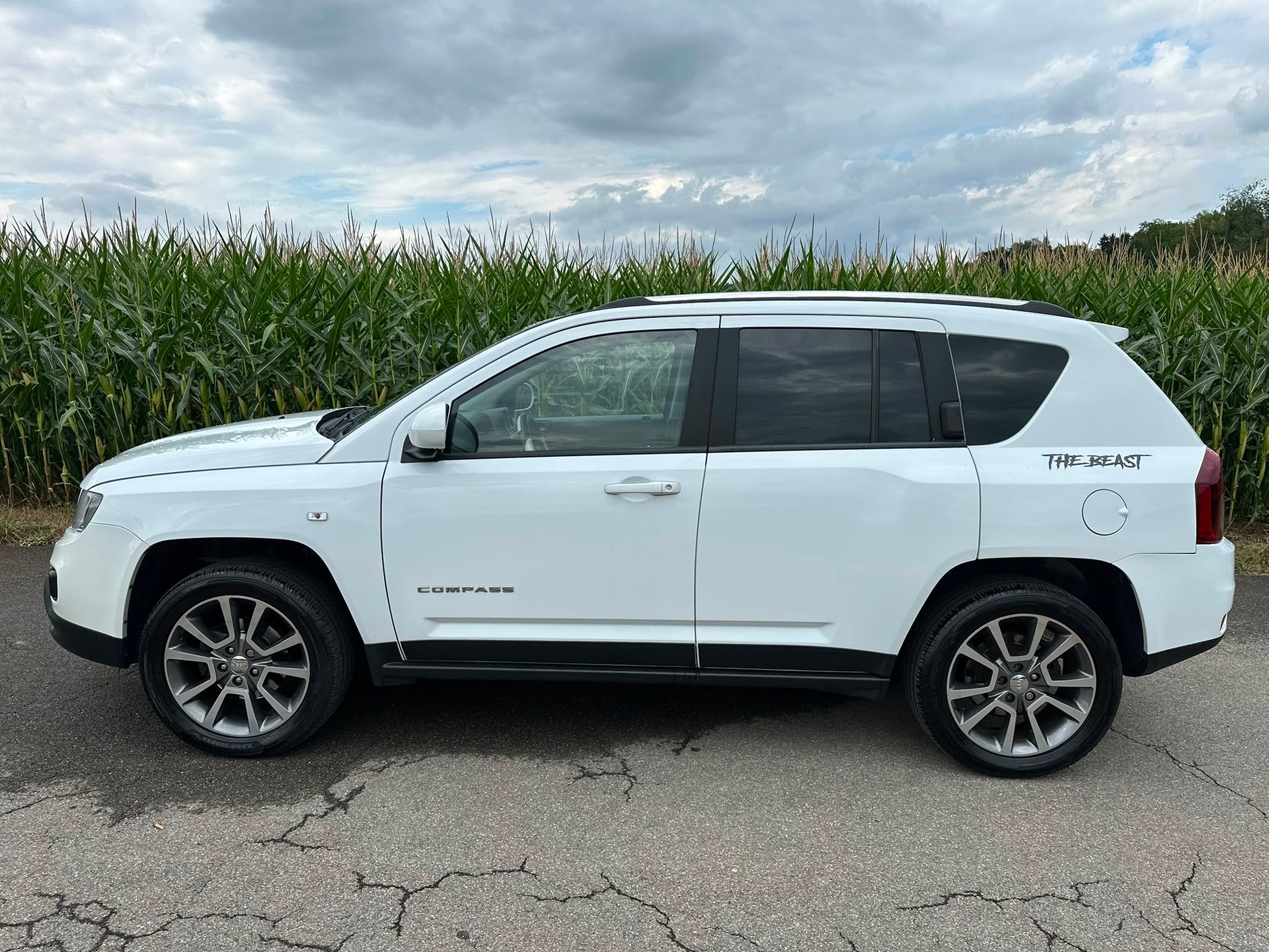 JEEP Compass 2.4 Limited Automatic-image-8