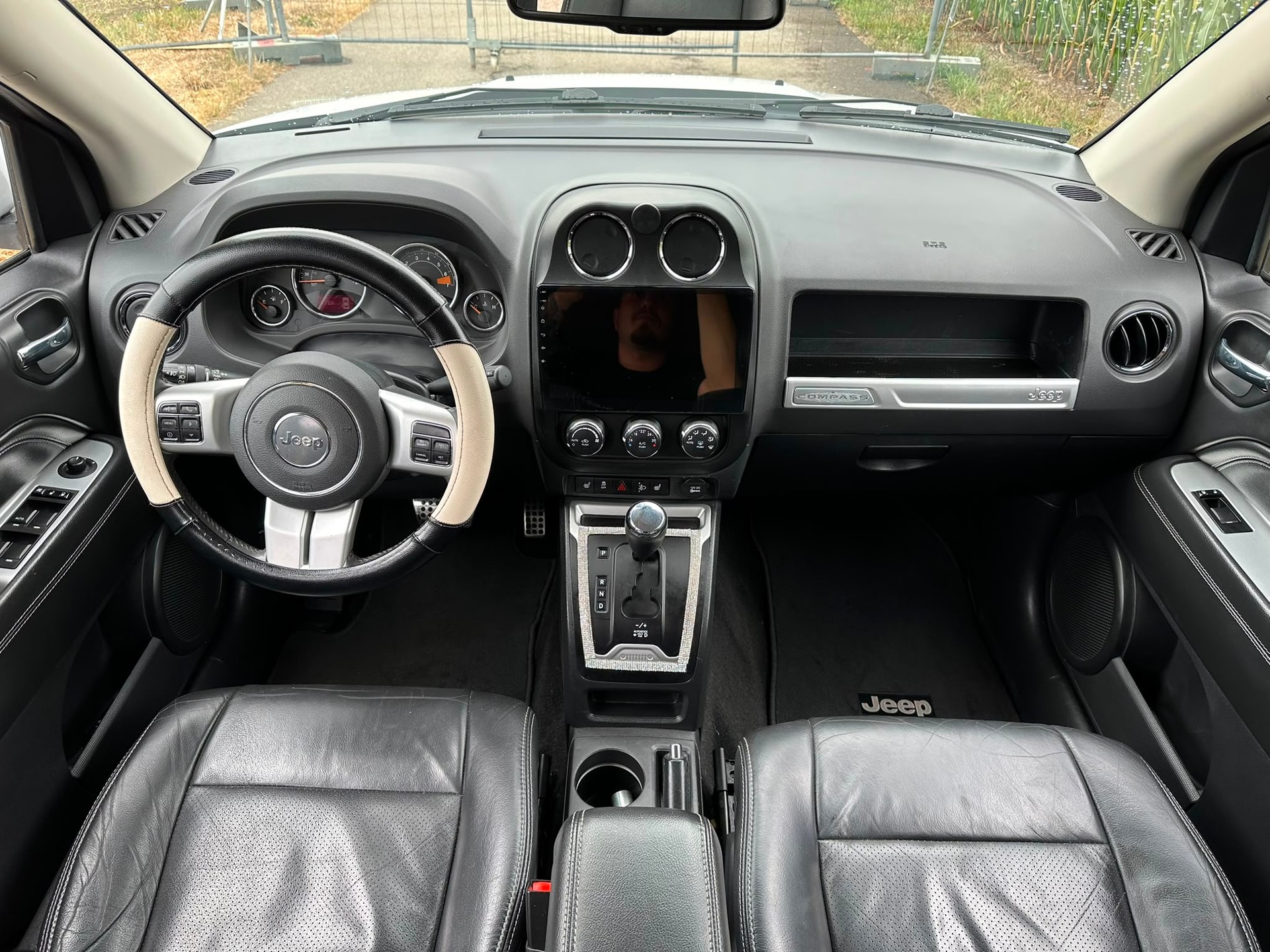 JEEP Compass 2.4 Limited Automatic-image-9