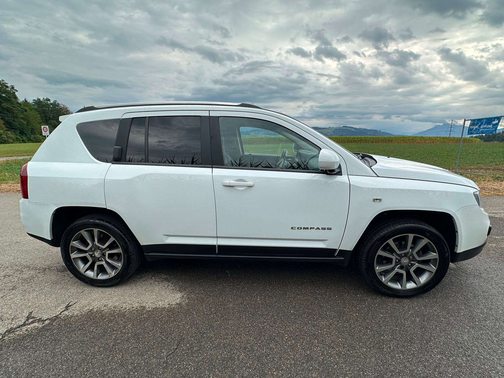 JEEP Compass 2.4 Limited Automatic-image-4