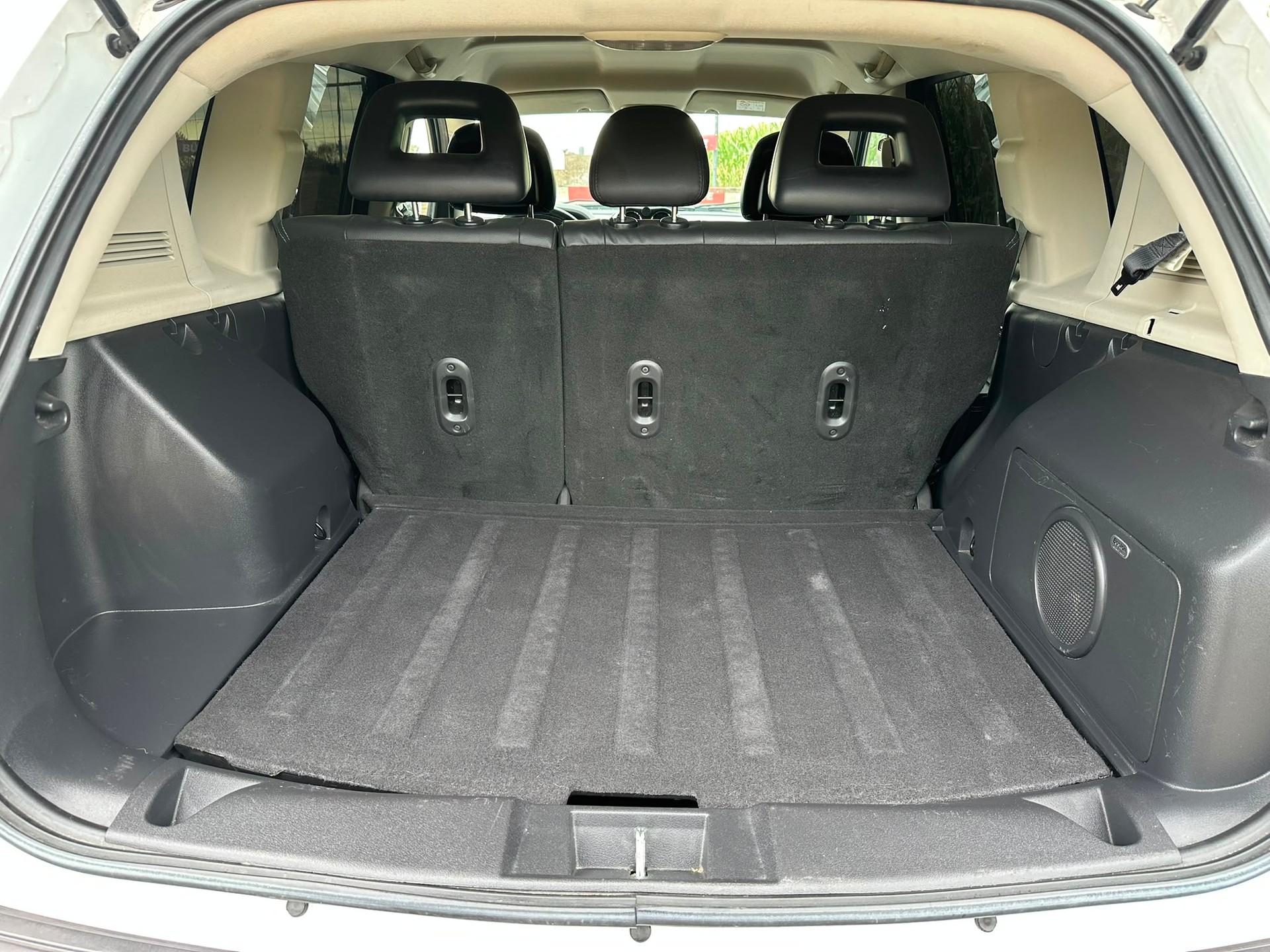JEEP Compass 2.4 Limited Automatic-image-12