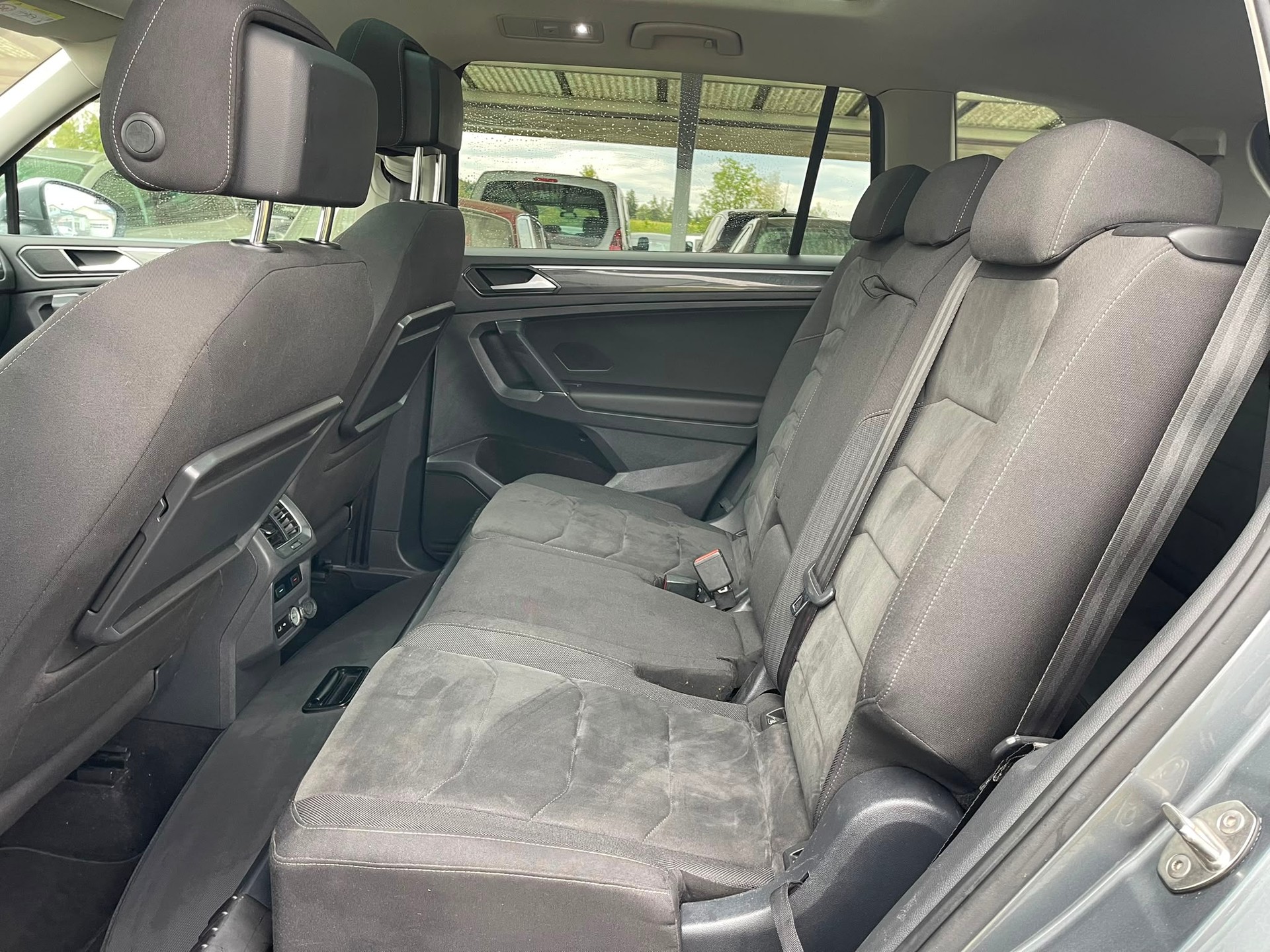 VW Tiguan Allspace 2.0TSI Highline 4Motion DSG-image-10