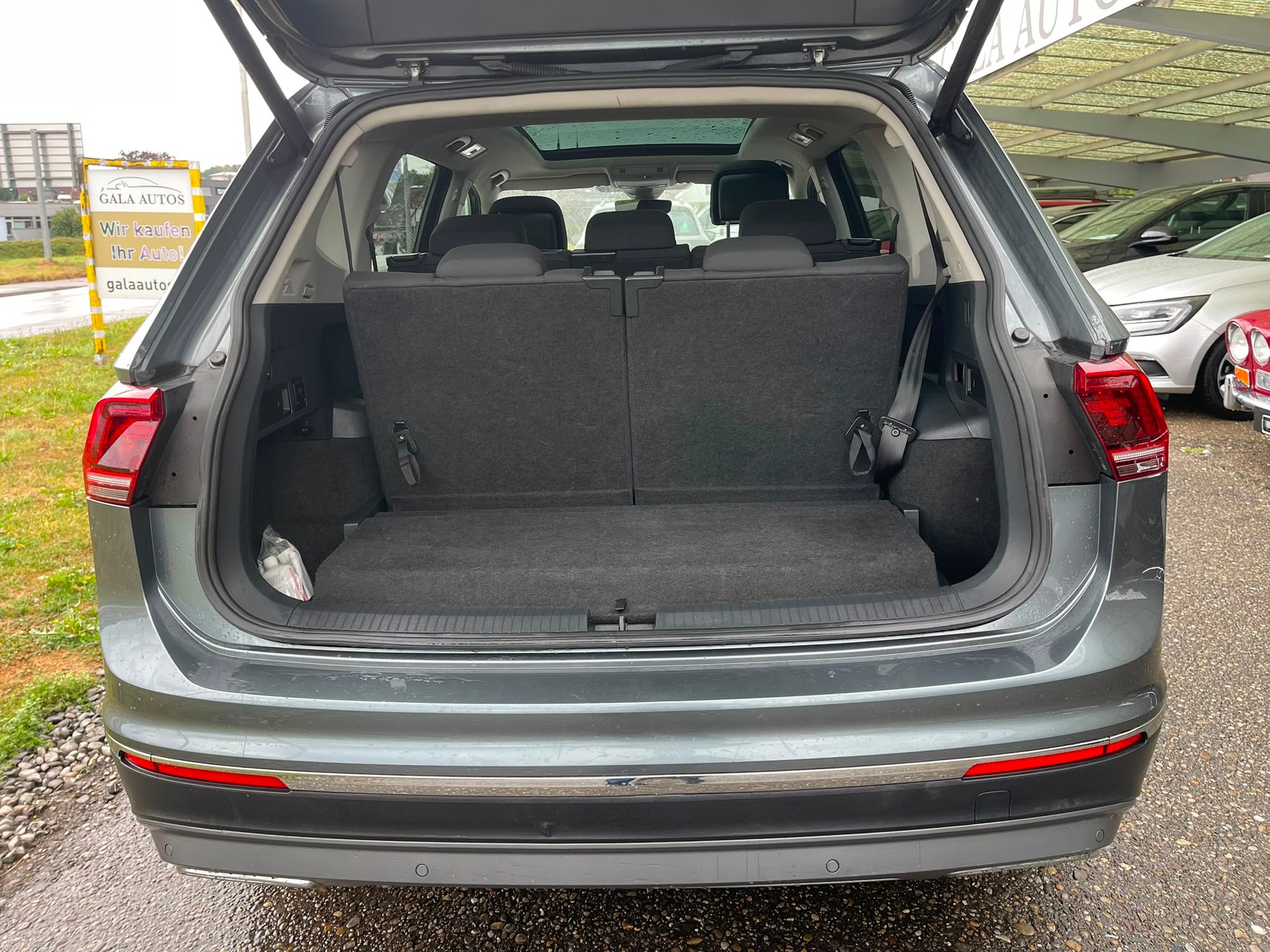 VW Tiguan Allspace 2.0TSI Highline 4Motion DSG-image-14