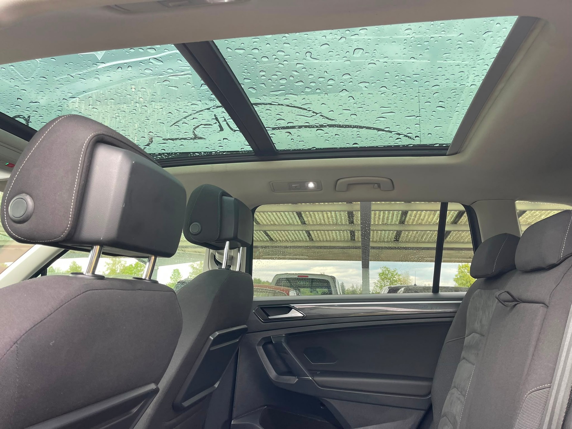 VW Tiguan Allspace 2.0TSI Highline 4Motion DSG-image-9