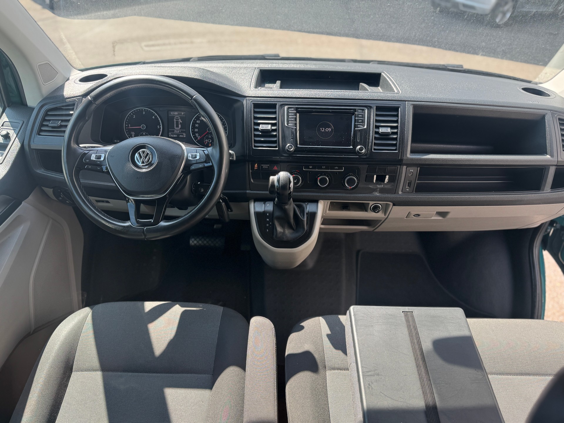 VW T6 2.0 TDI DSG-image-7