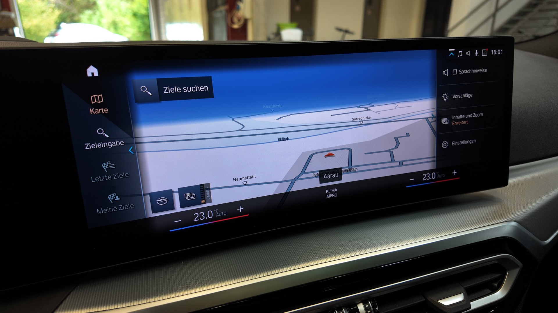 BMW 320d xDrive 48V Touring Steptronic-image-28