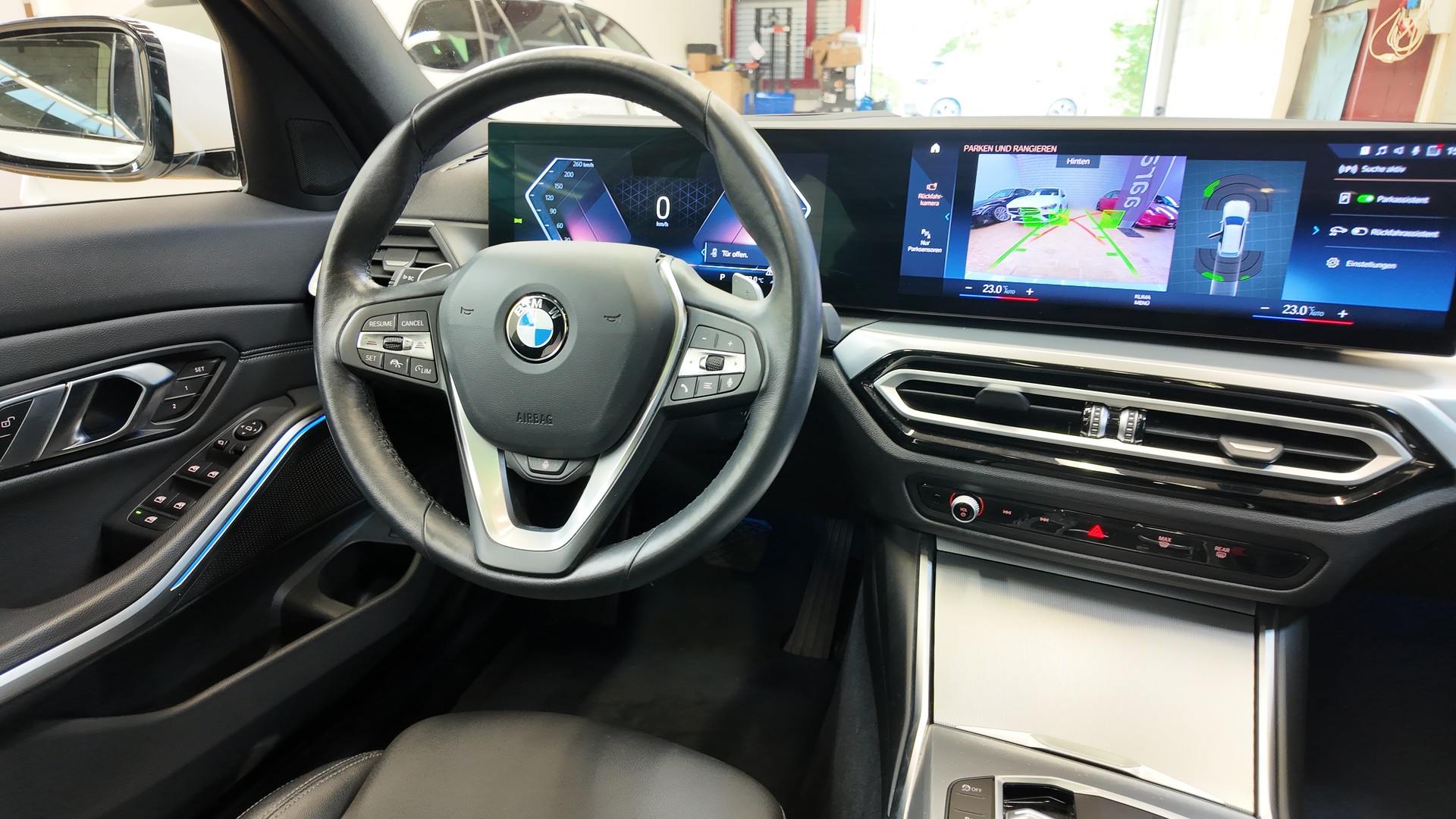 BMW 320d xDrive 48V Touring Steptronic-image-10